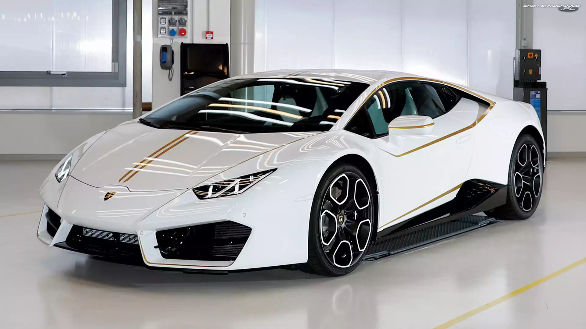 2017, Lamborghini Huracan RWD Ad Personam