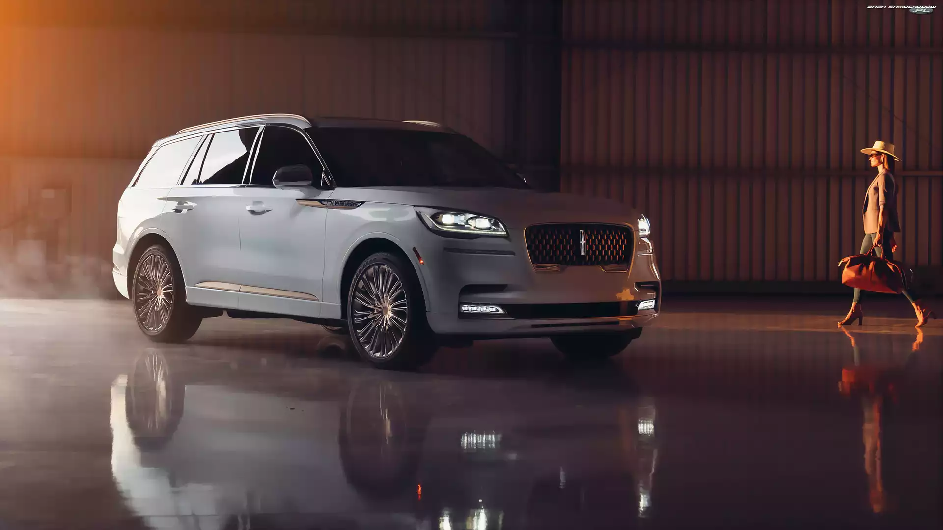 Kobieta, Lincoln Aviator Shinola, Concept