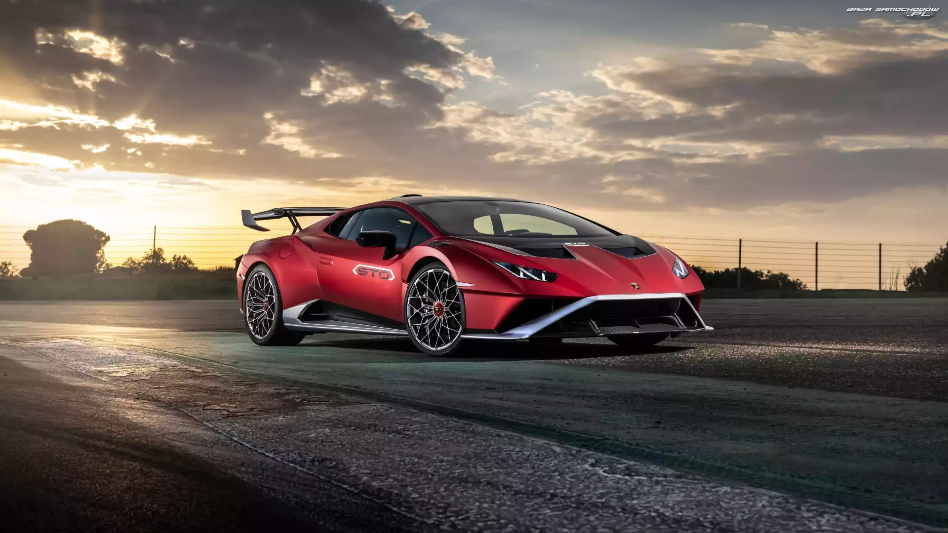 Lamborghini Huracan STO, Czerwone