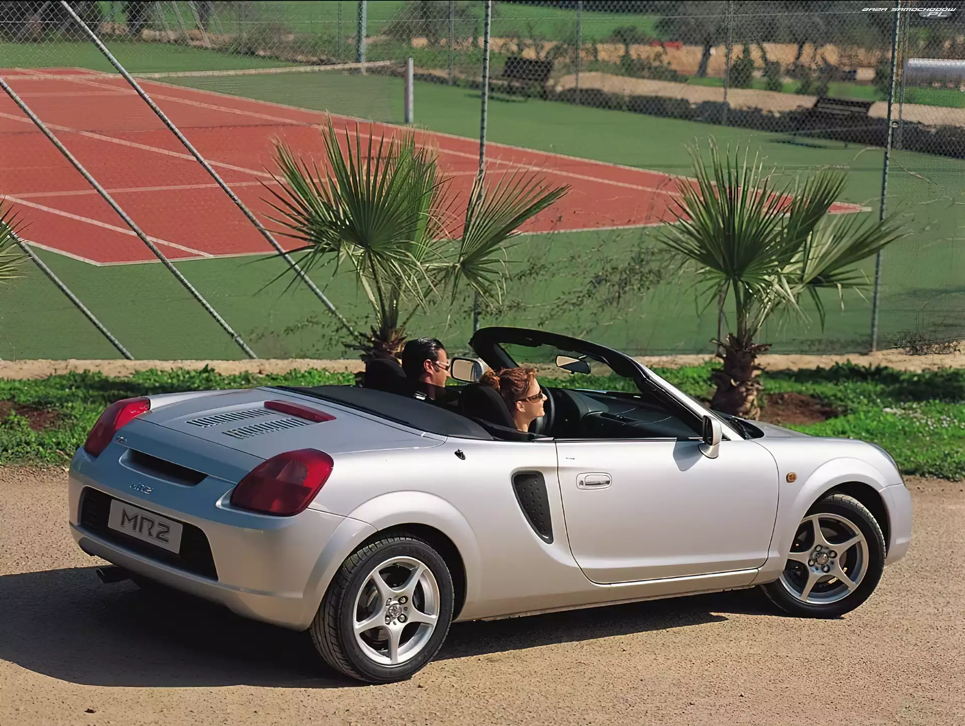 Cabrio, MR-2