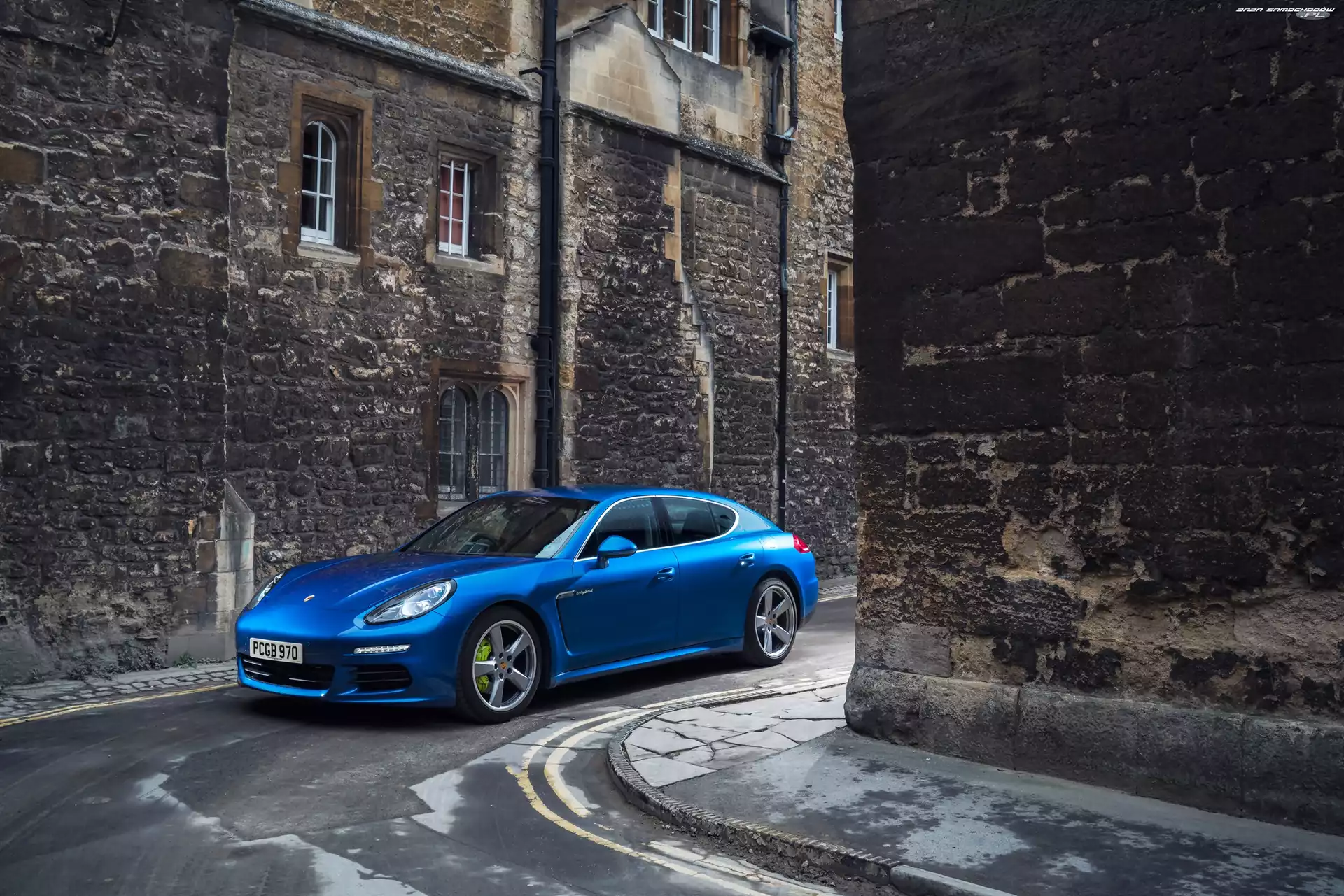 Ulica, Domy, Porsche Panamera S E-Hybrid, Niebieskie, 2013
