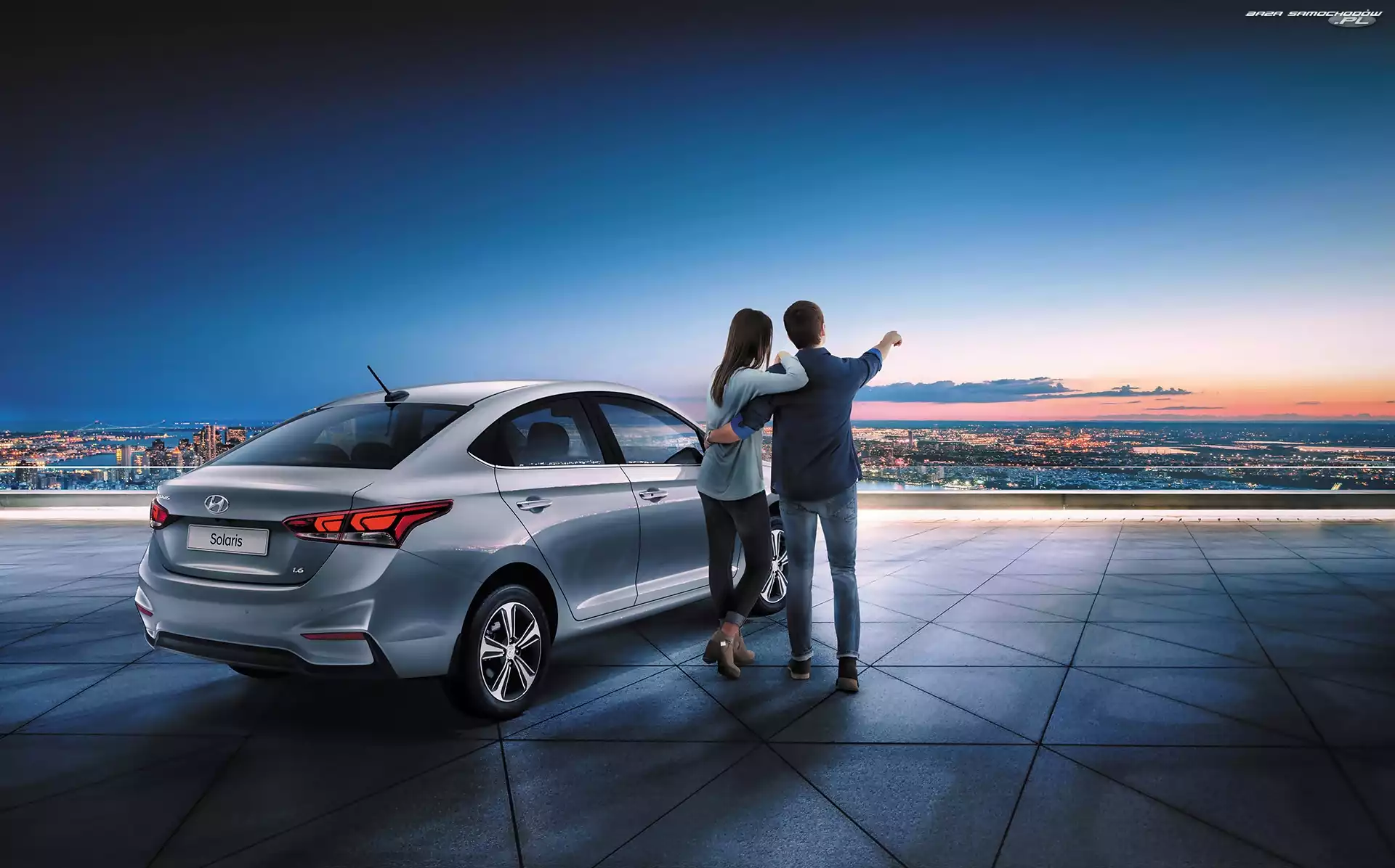 2017, Panorama miasta, Hyundai Solaris, Para