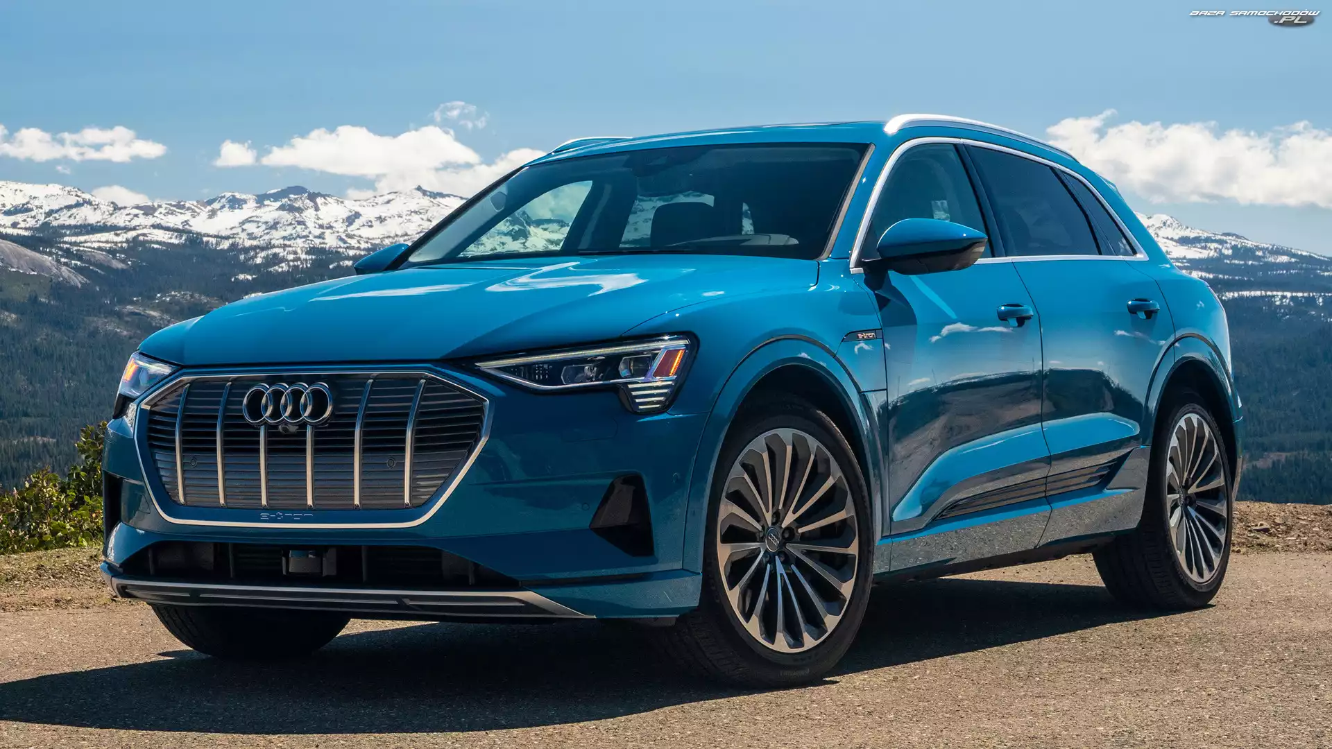 2019, Niebieski, Audi e-Tron