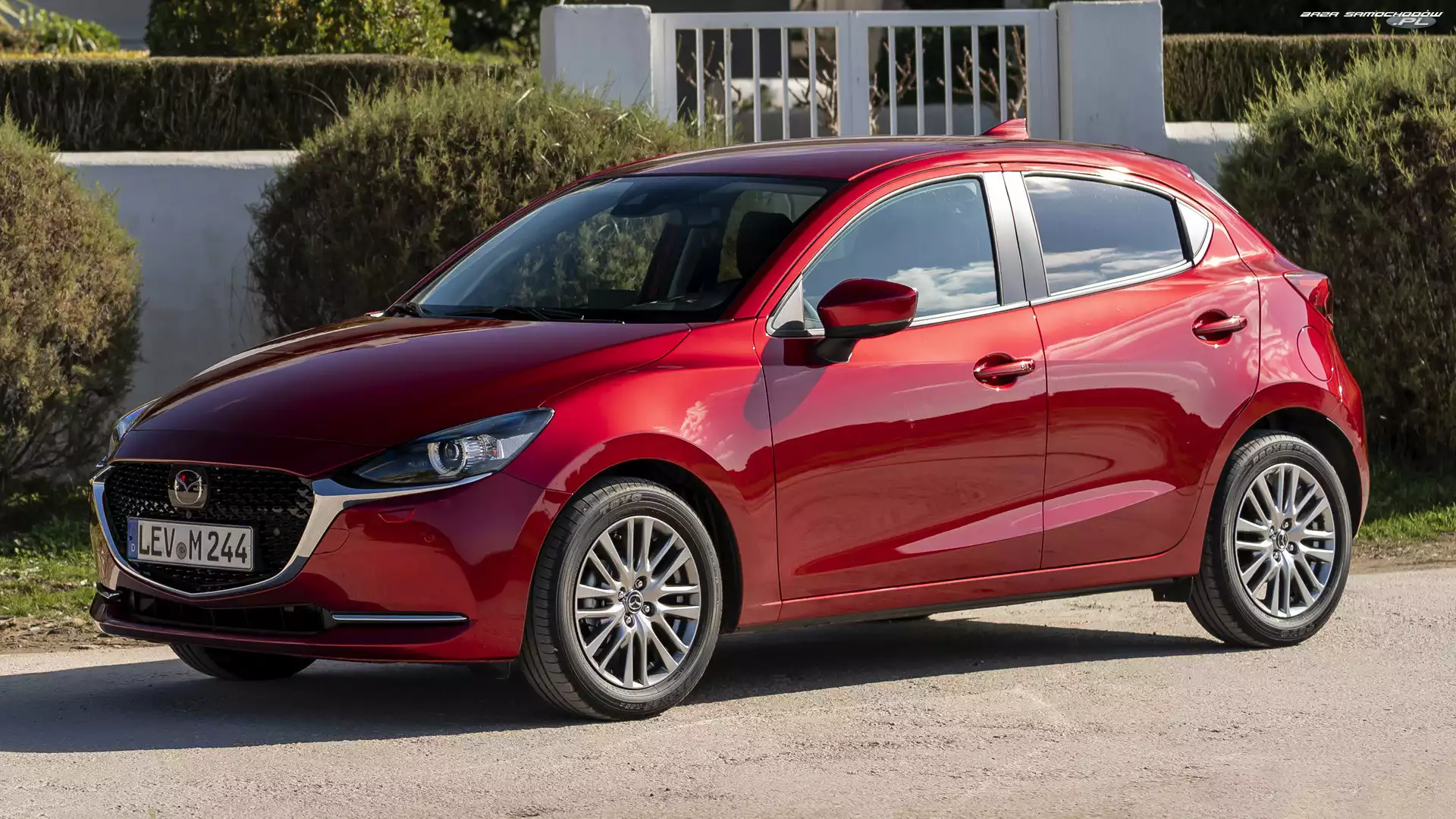 2020, Czerwona, Mazda 2