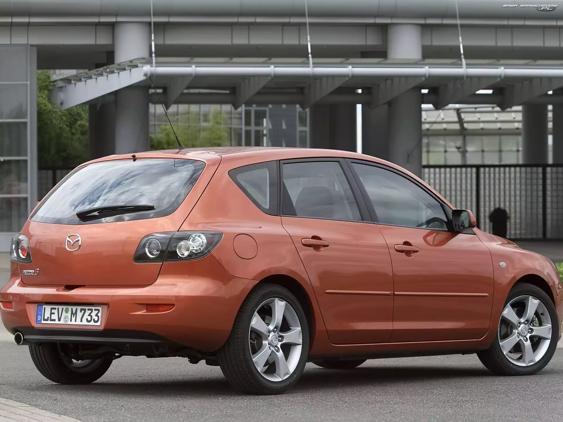 S, Mazda 3