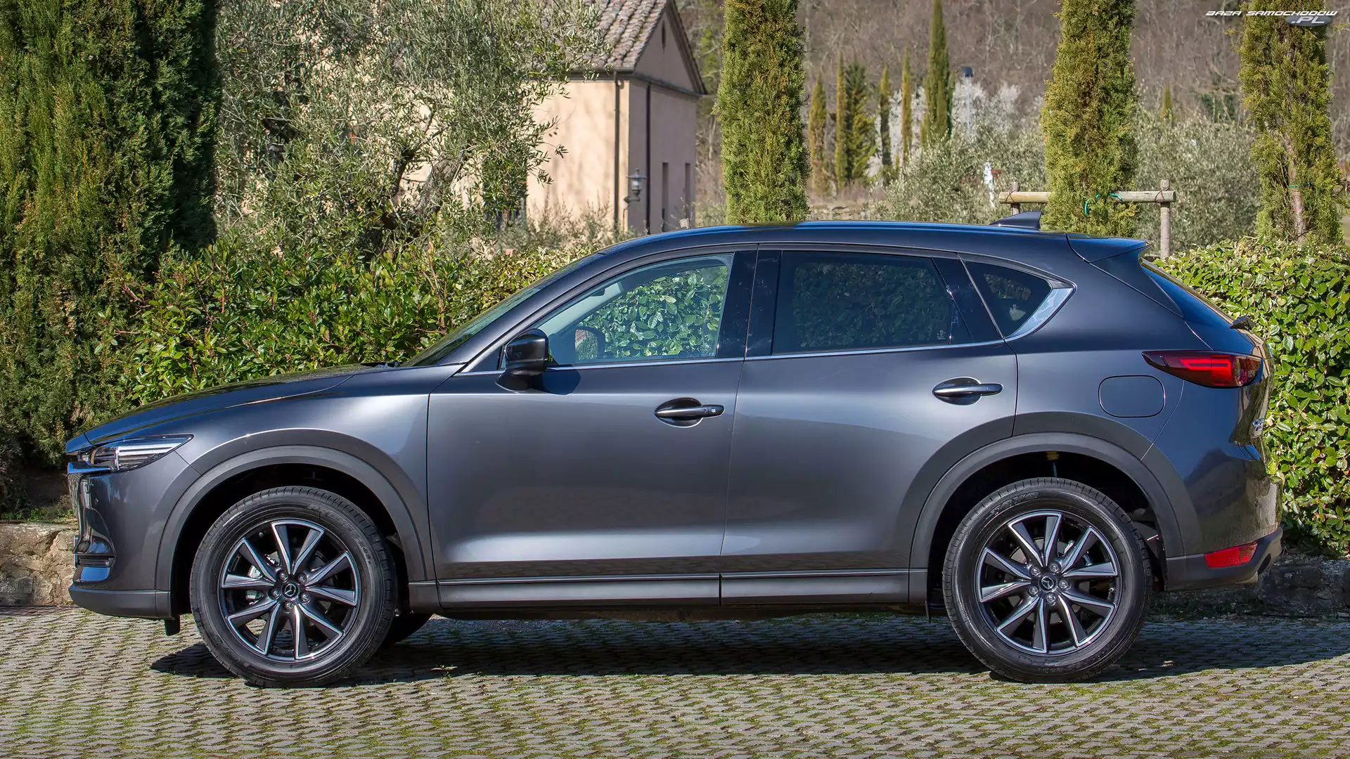 Bok, Mazda CX-5