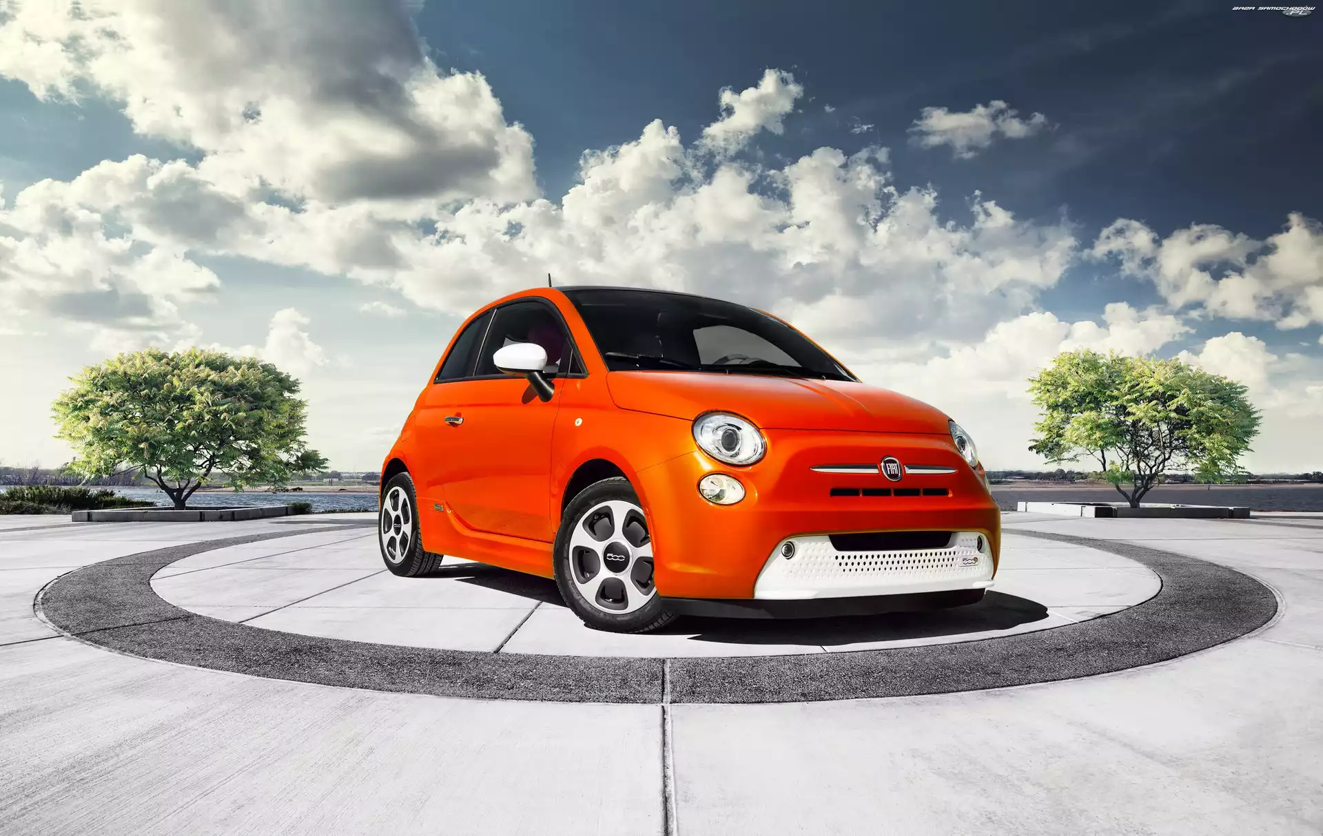 Fiat 500, Pomarańczowe, Plac, Drzewa, Auto, Niebo
