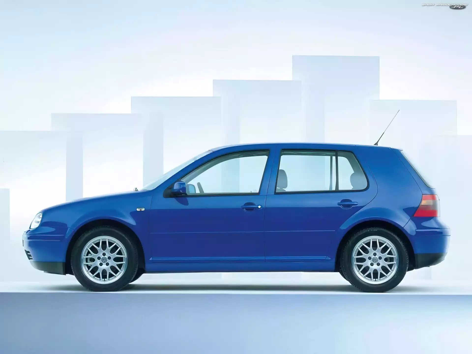 5d, Volkswagen Golf 4, Niebieski