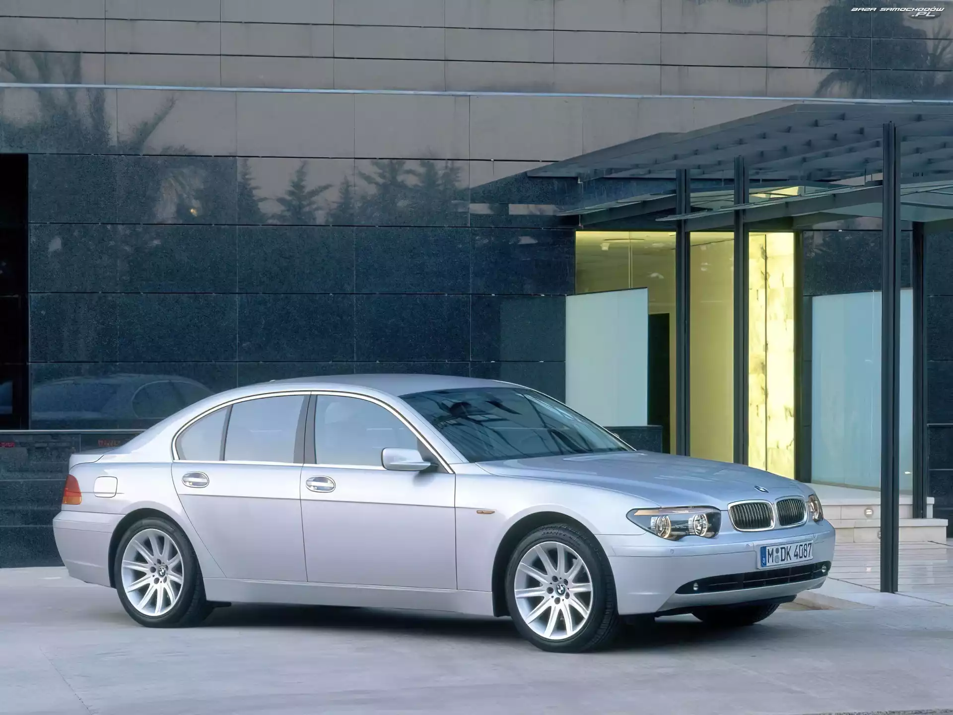E65, BMW 7