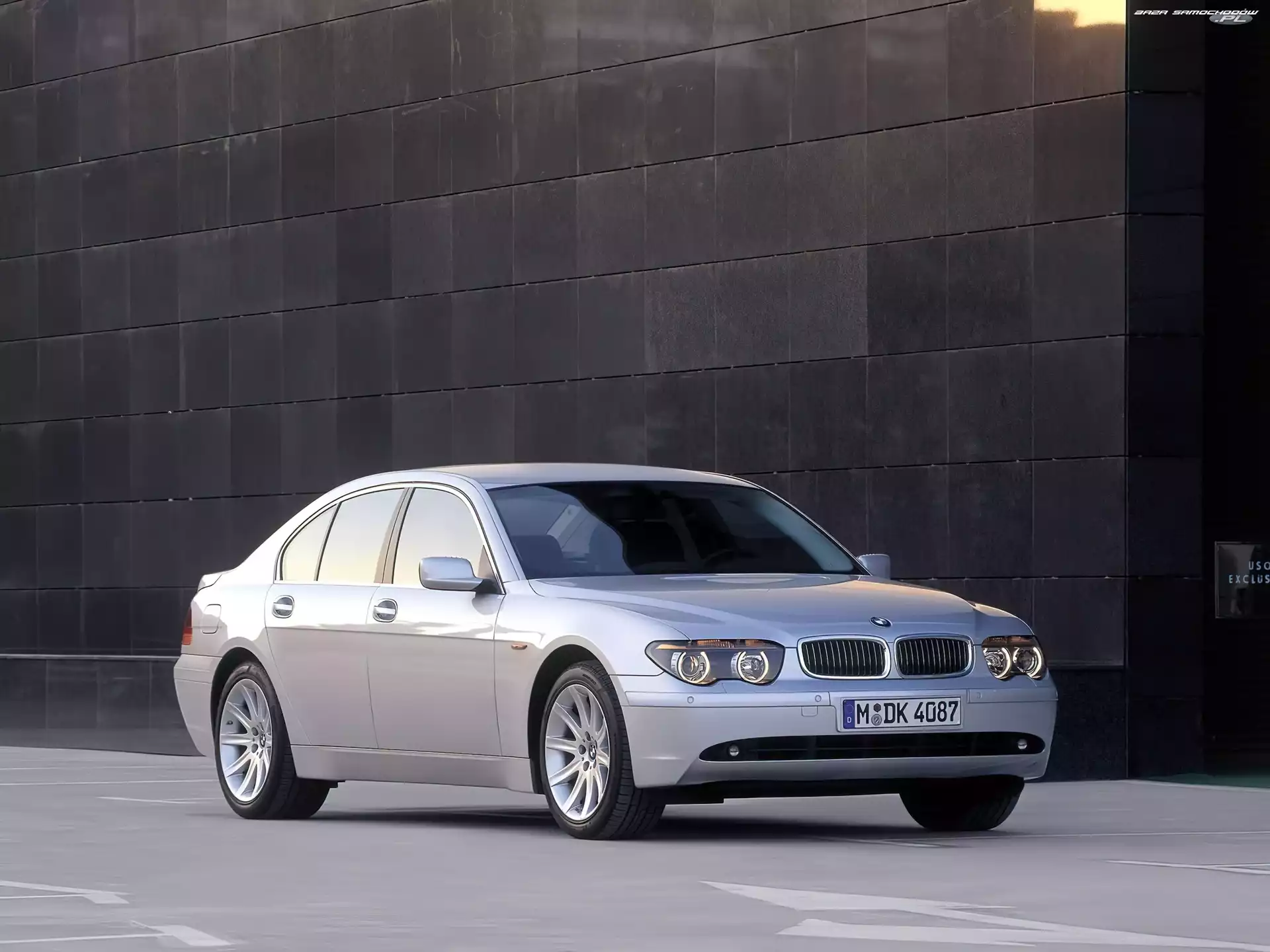 E65, BMW 7