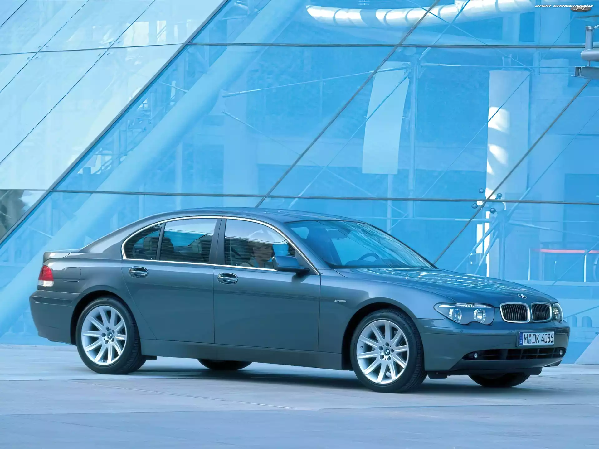 E65, BMW 7
