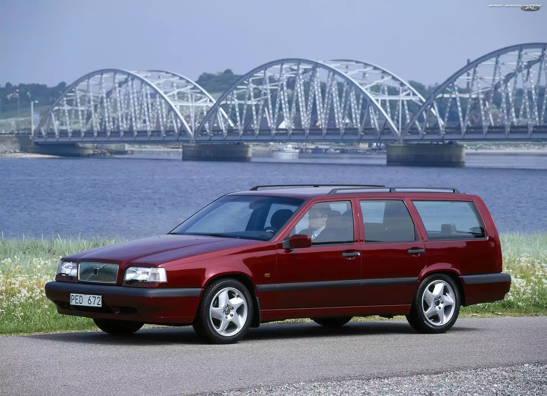 Kombi, Volvo 850