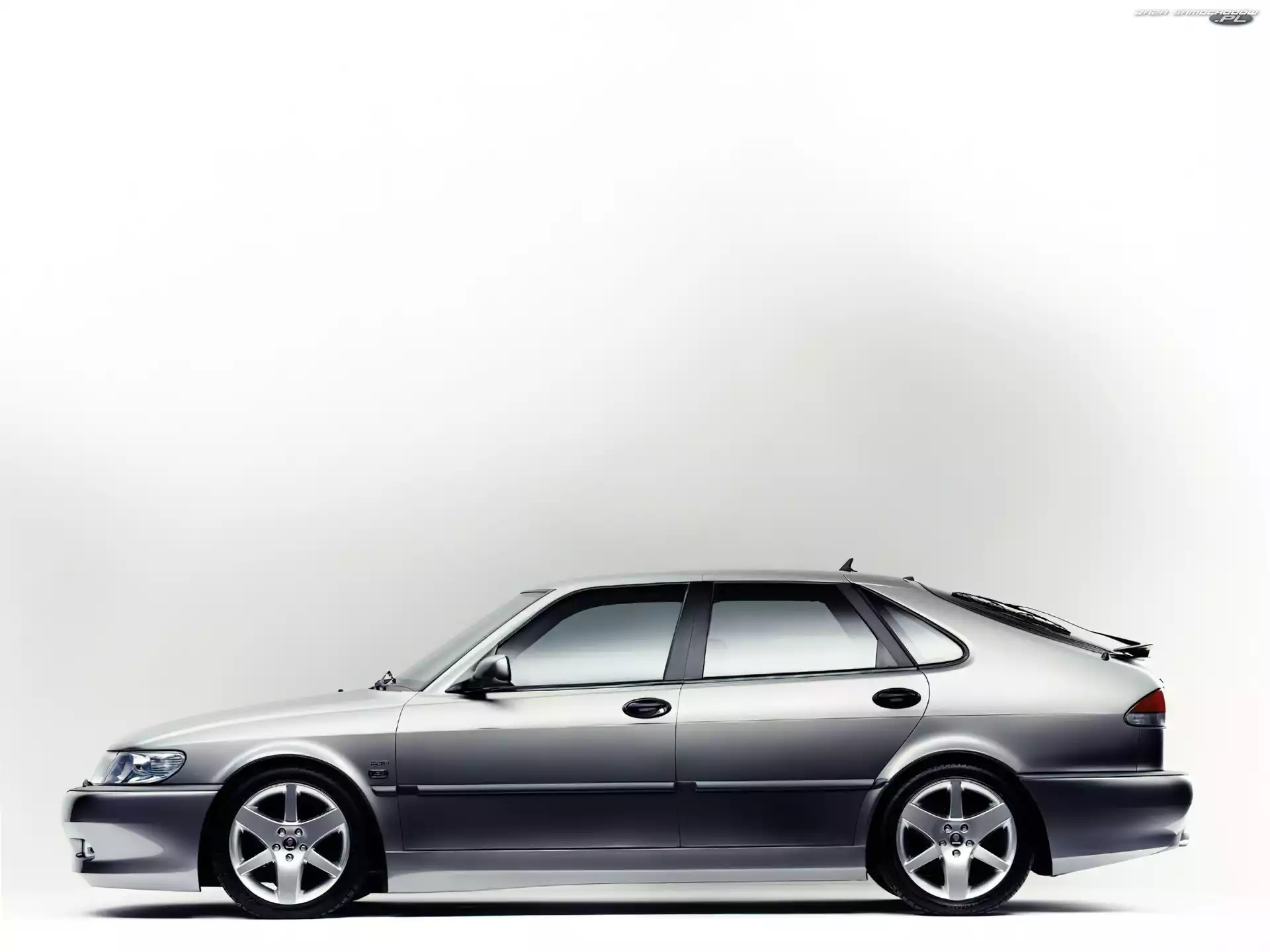 Srebrny, Saab 93