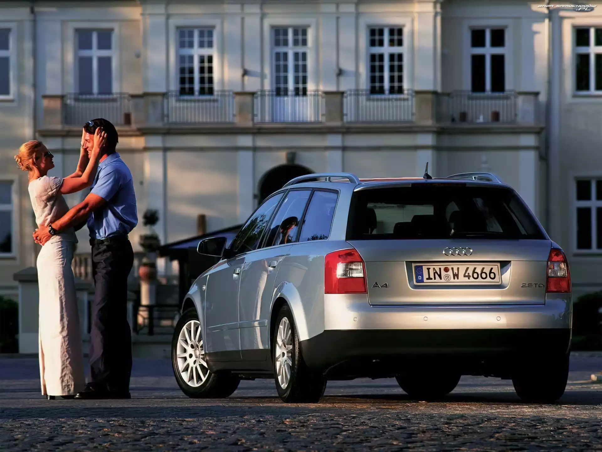 Avant, Audi A4