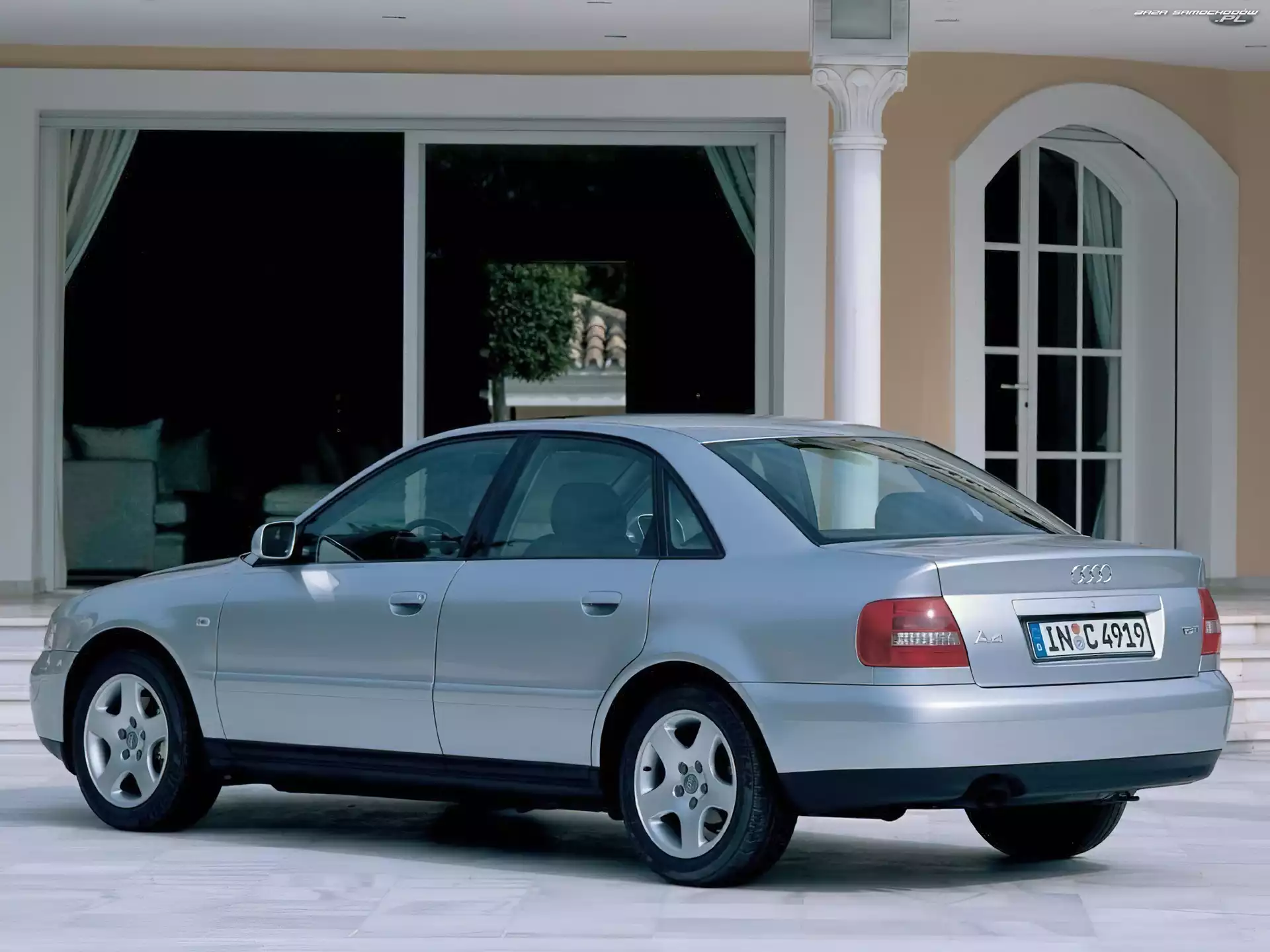 B5, Audi A4