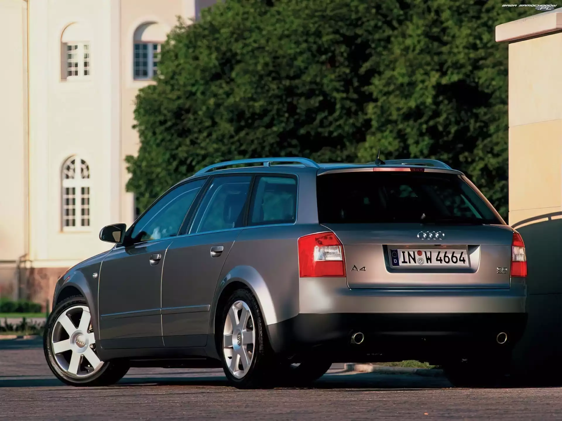B6, Audi A4