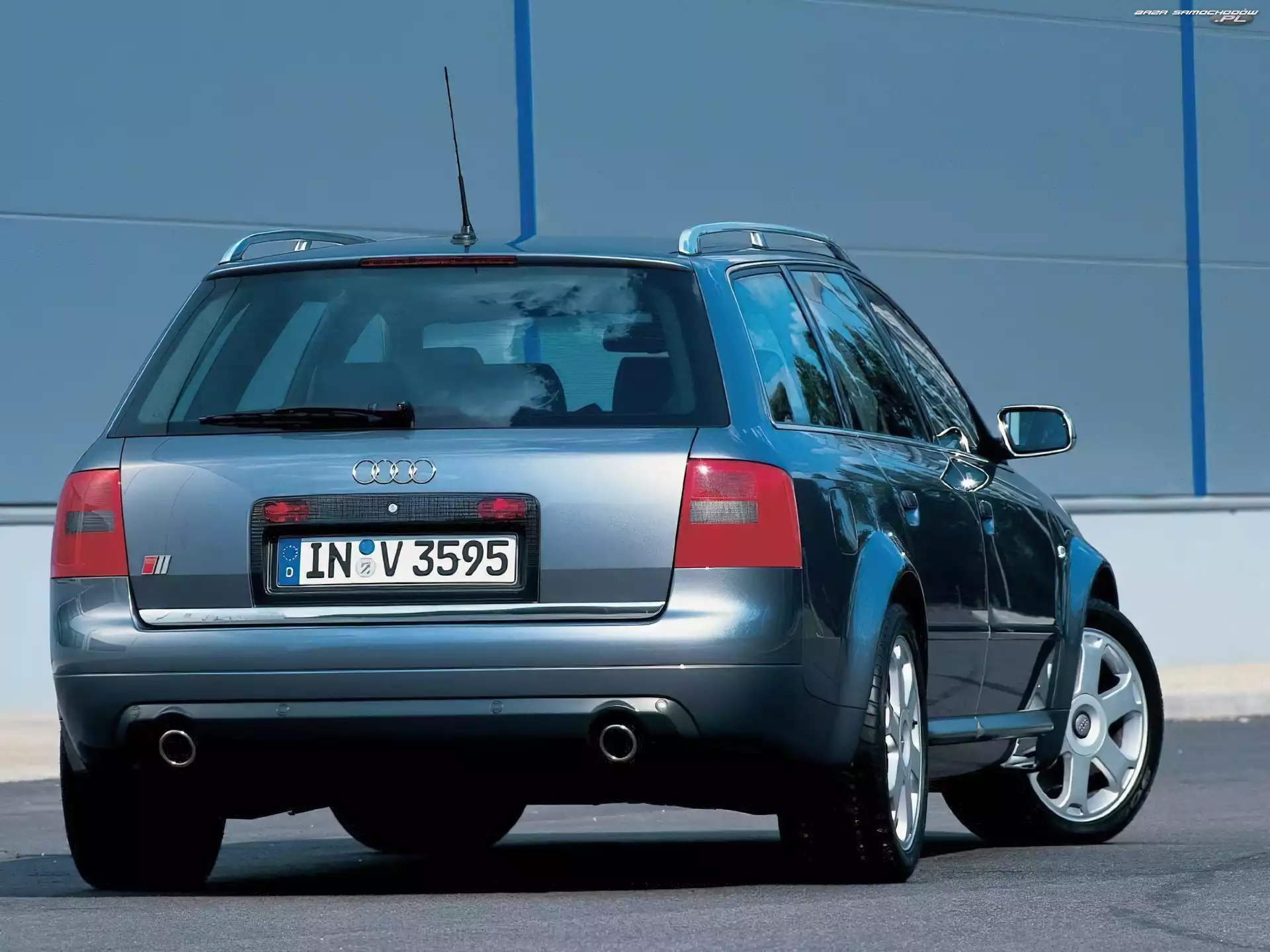 B6, Audi A4