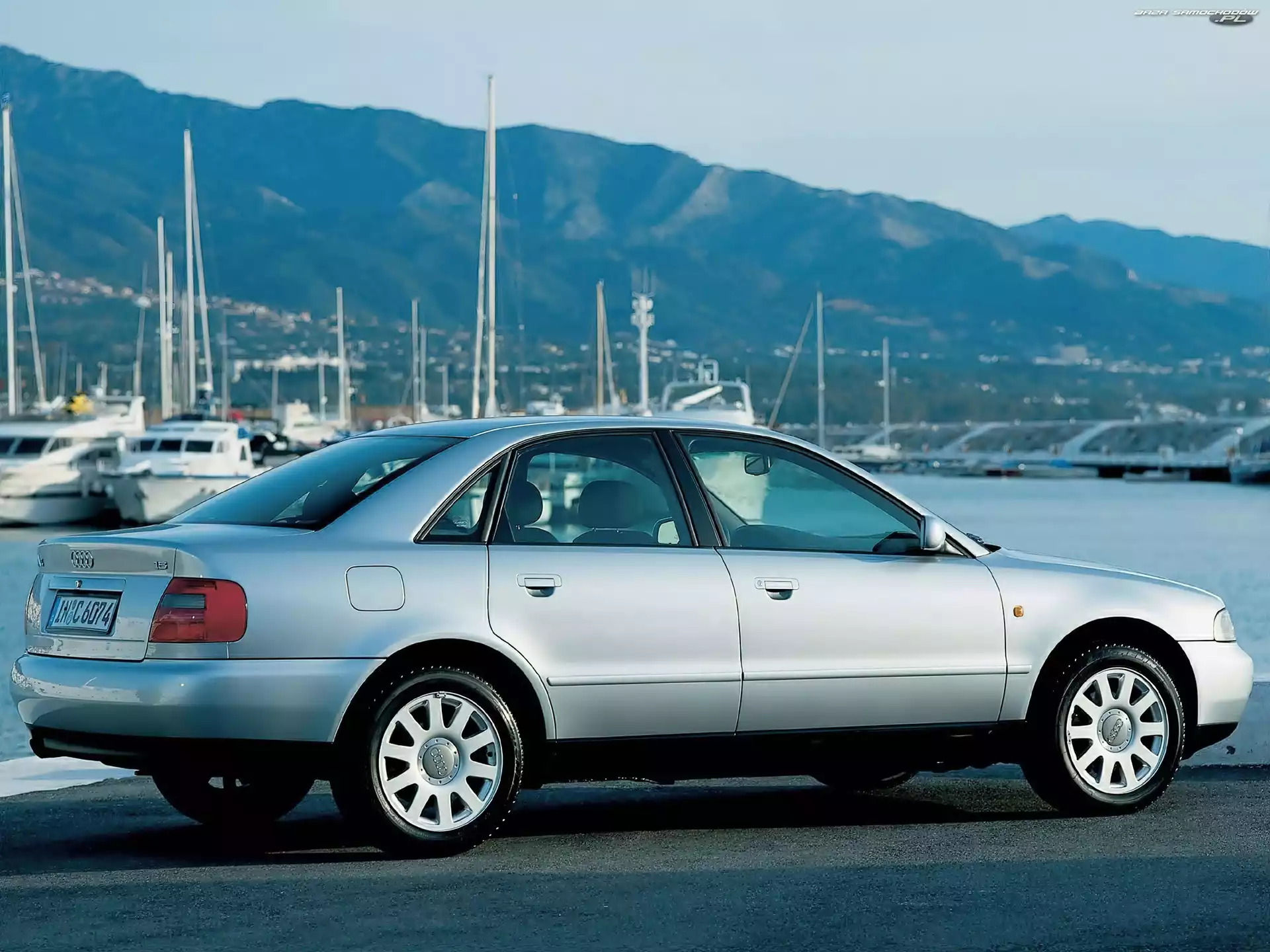 Jachty, Audi A4