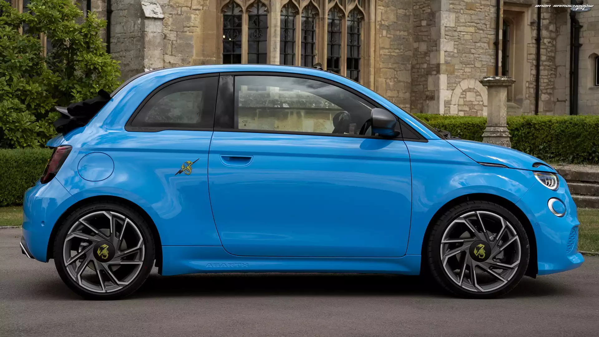 Abarth 500E Turismo
