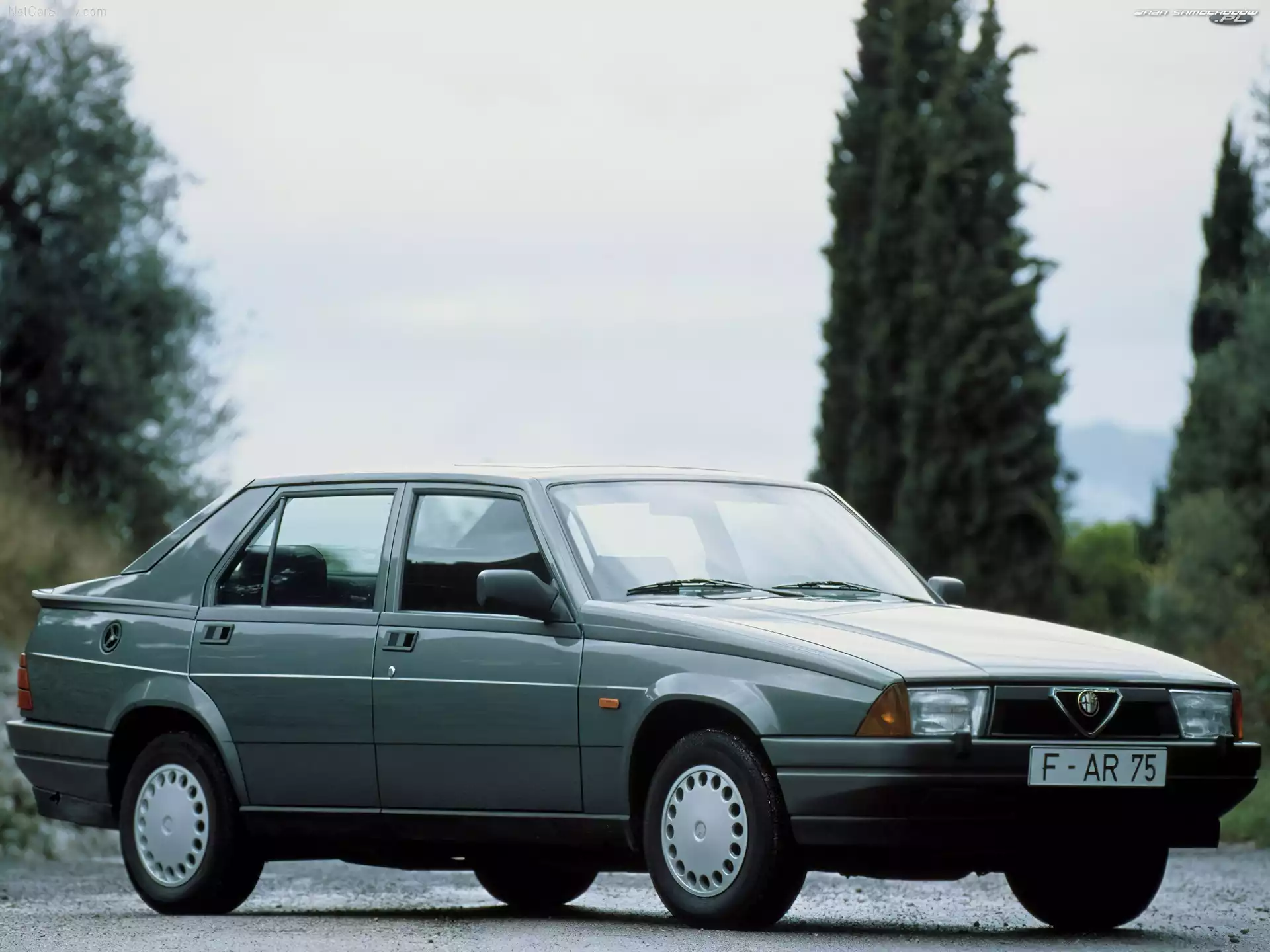 Katalog, Alfa Romeo 75