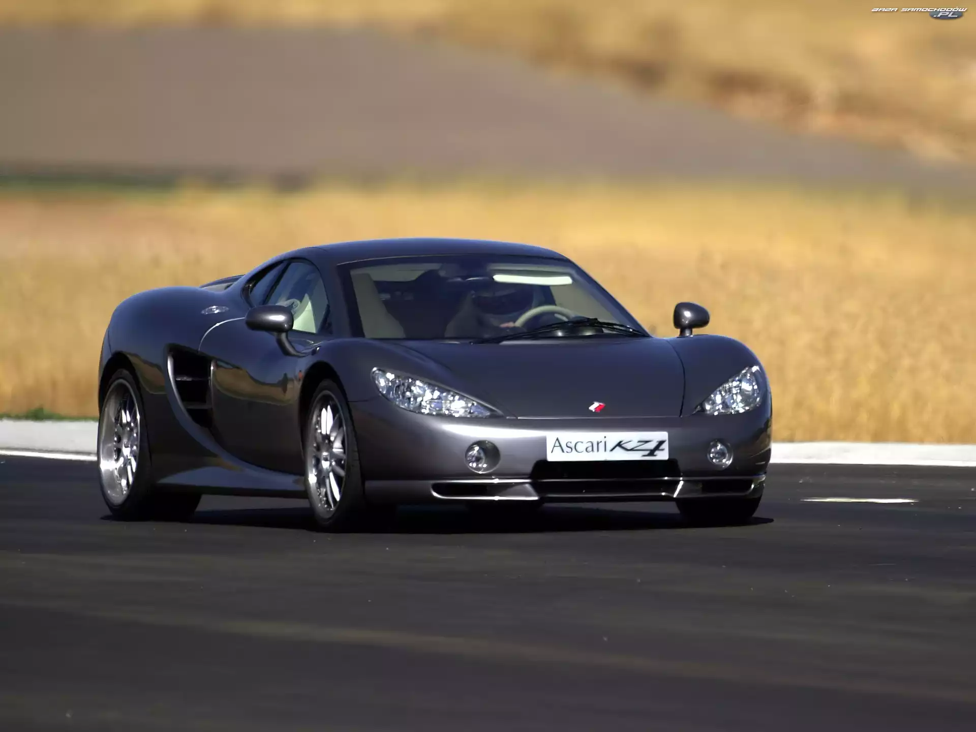 Szary Metalik, Ascari KZ1