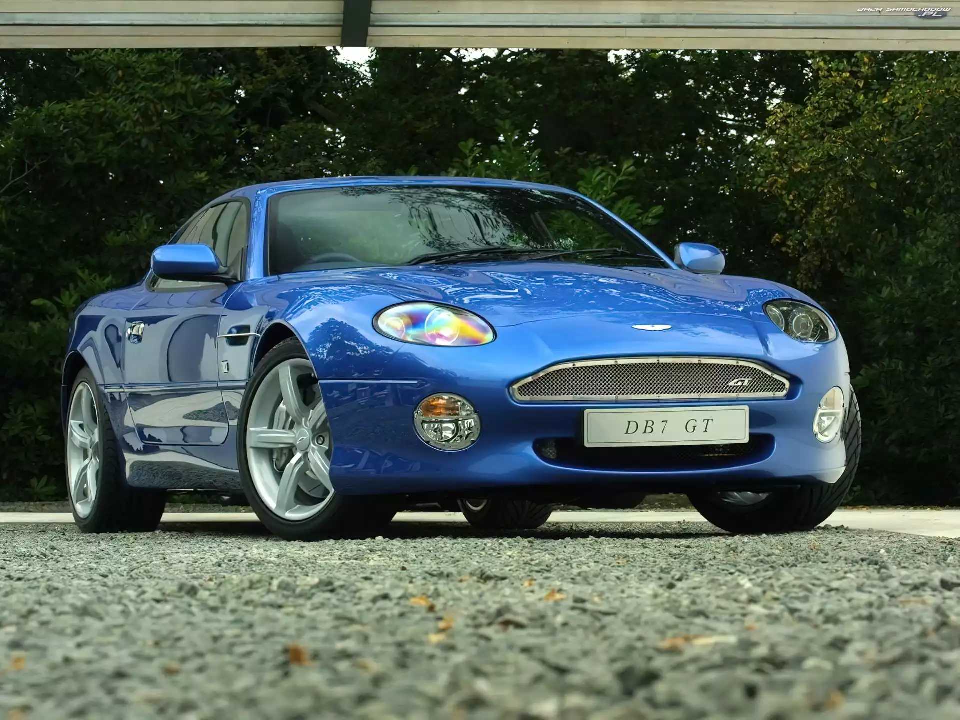 GT, Aston Martin DB7