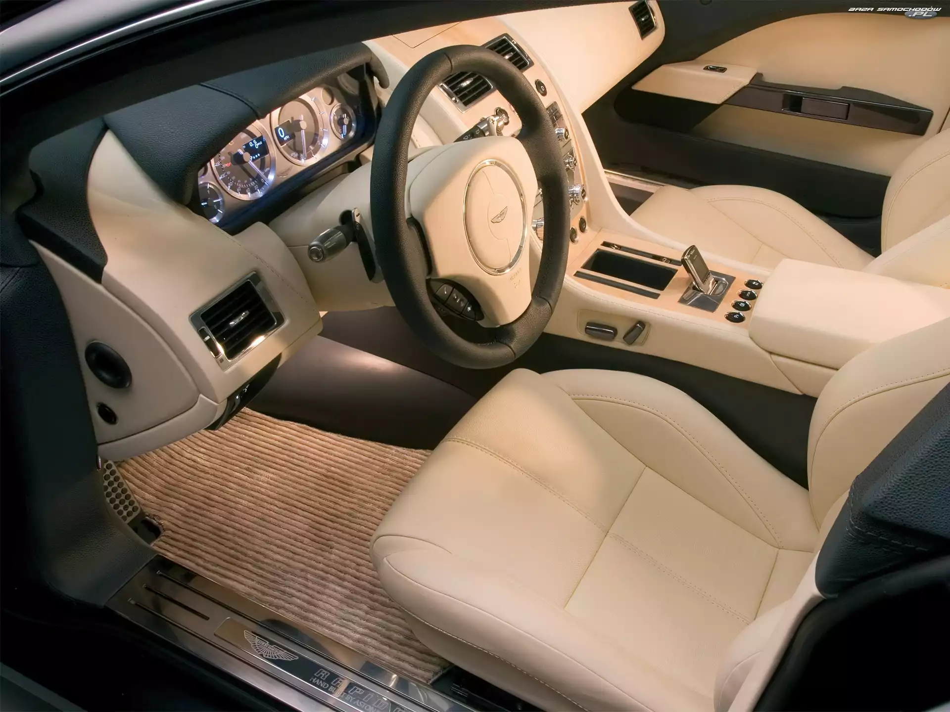 Fotel, Aston Martin Rapide