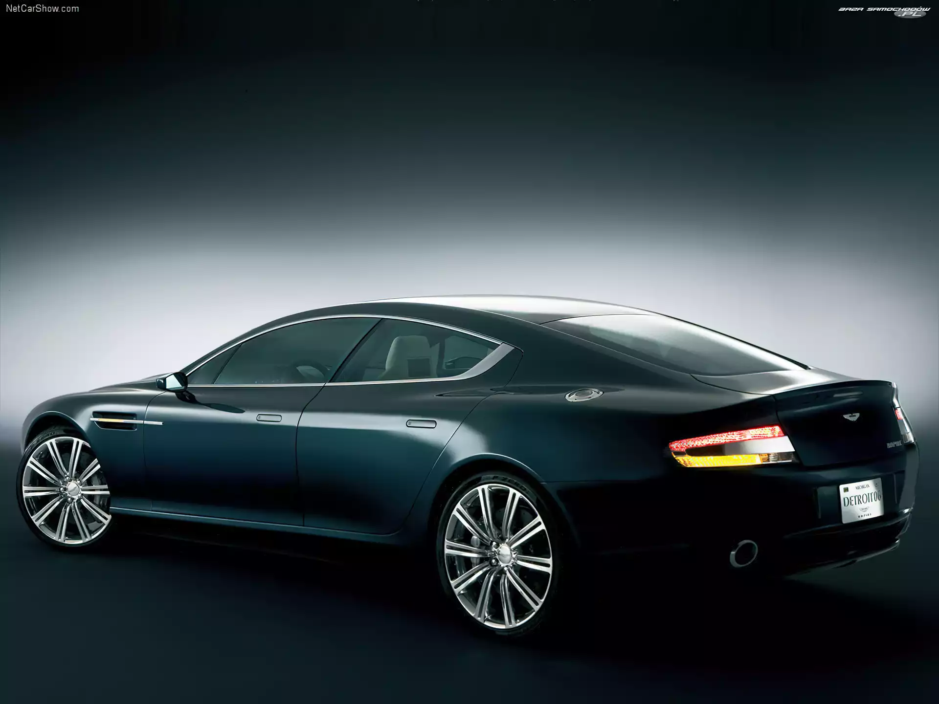 Profil, Aston Martin Rapide
