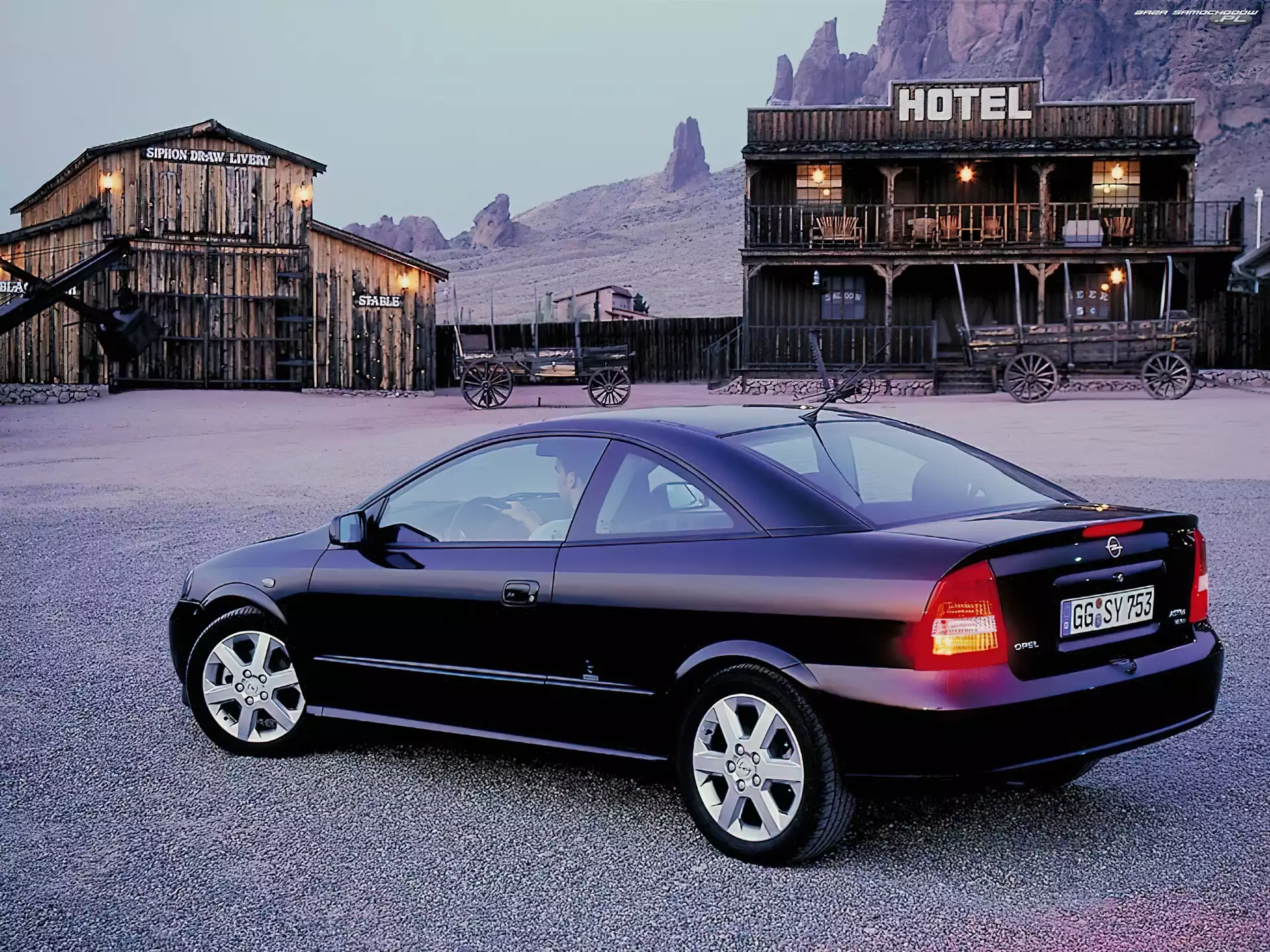 Opel Astra Bertone