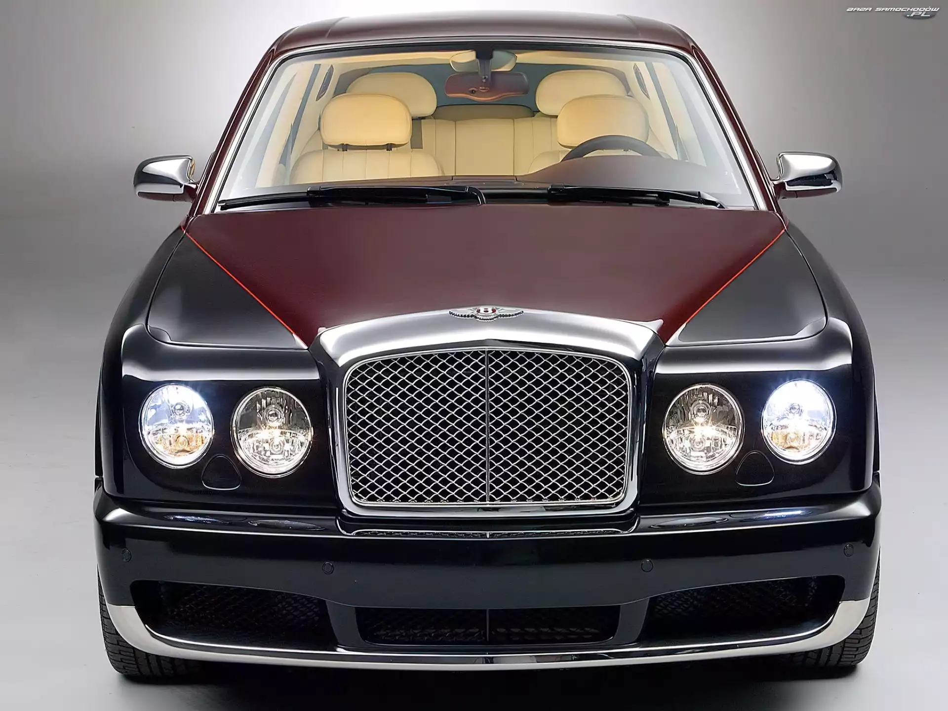 Atrapa, Przód, Bentley Arnage