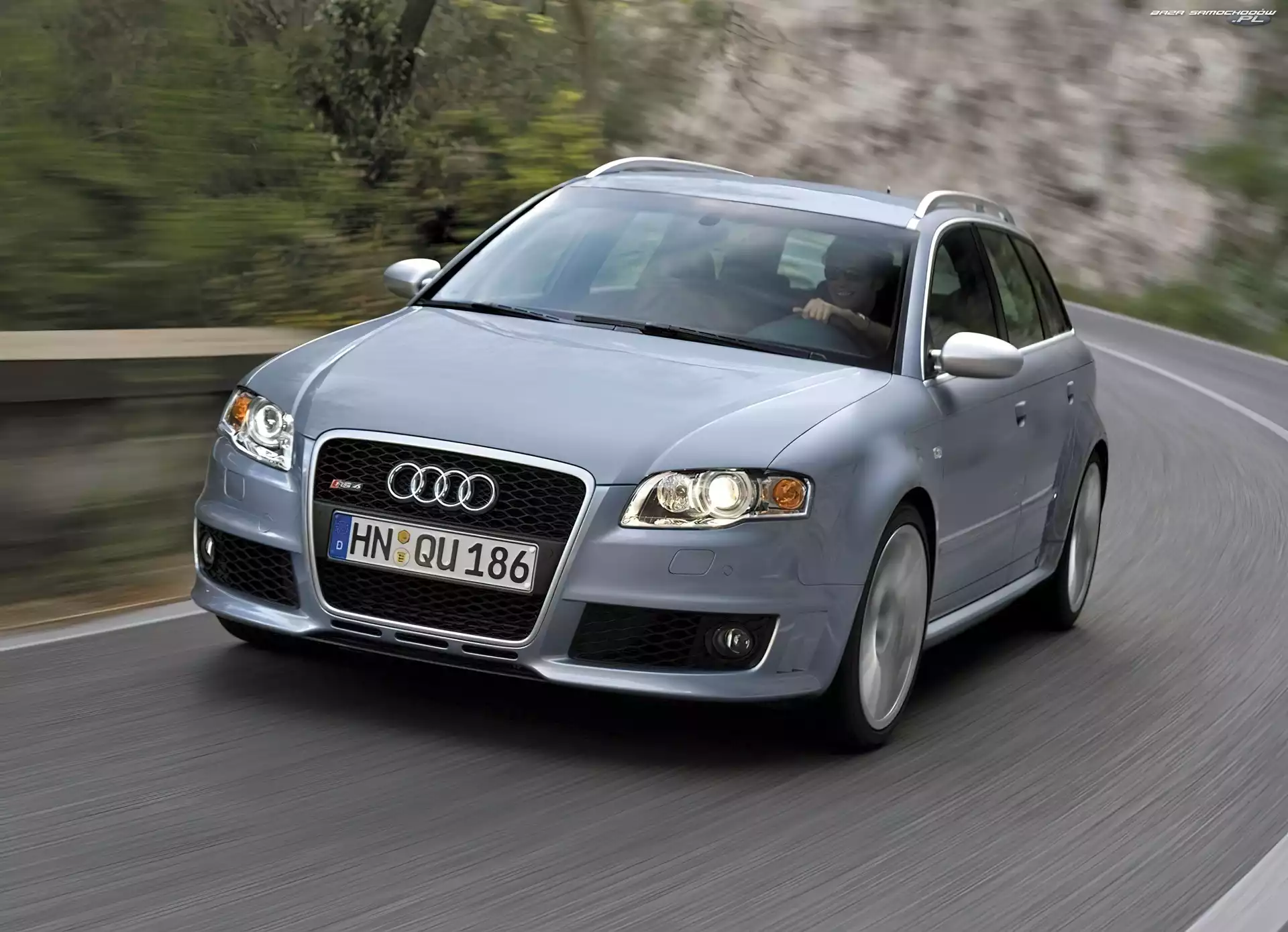 B7, Audi, RS4