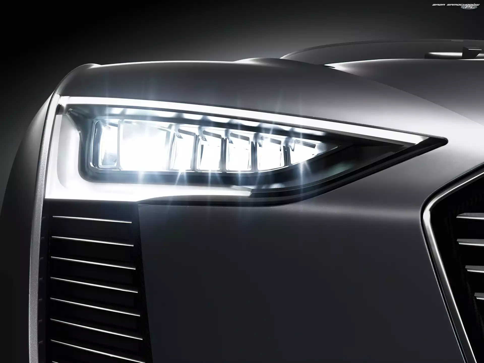 Audi e-Tron, Lampa, Przednia