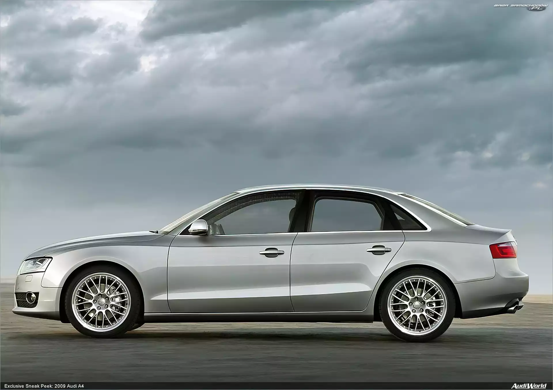 Audi A4 B8, Lewy, Bok