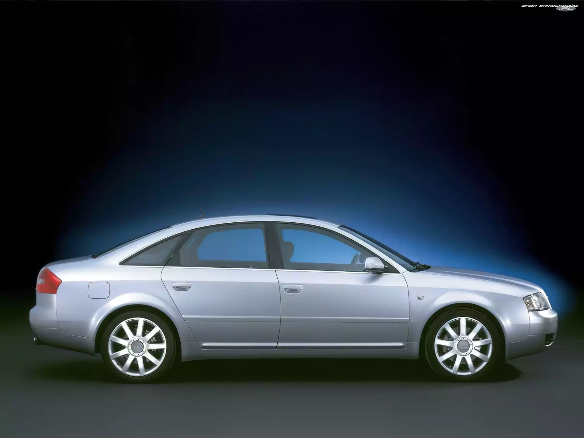 Prawy Profil, Audi A6