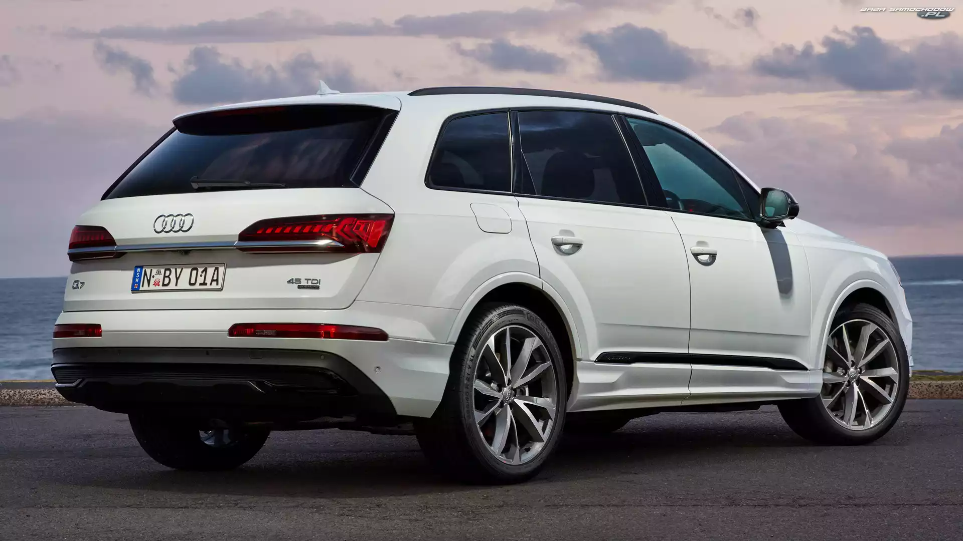 Białe, Audi Q7, Bok, Tył