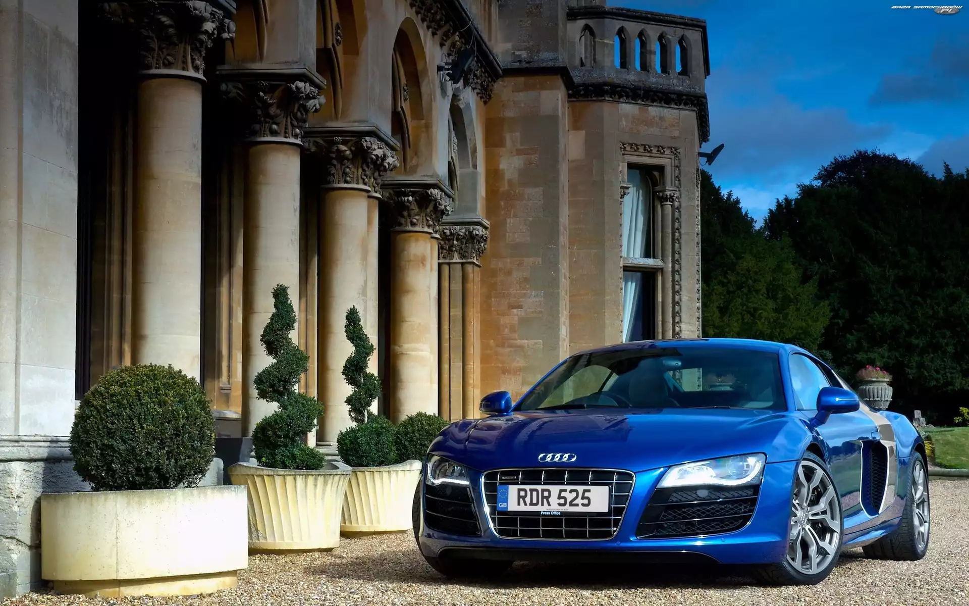 Audi R8 V10, Dom, Samochód, Niebieski