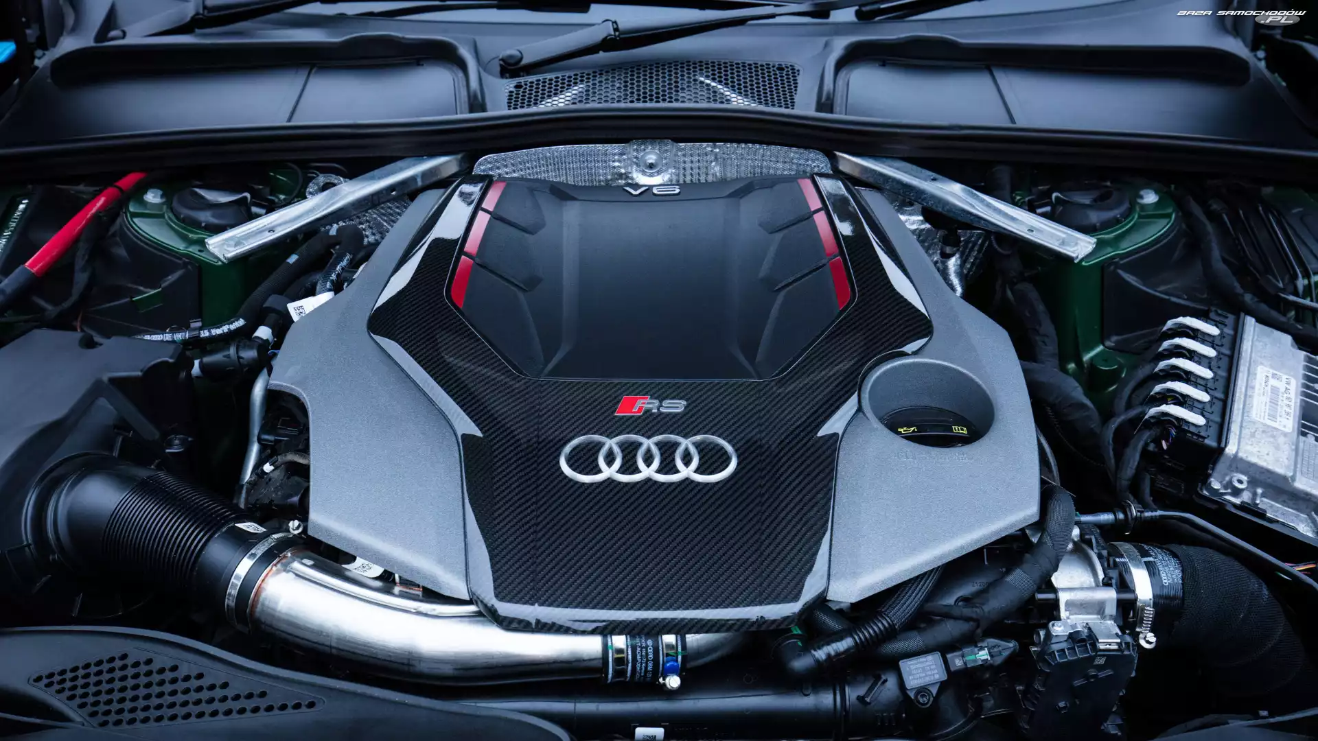 Audi RS, Silnik V6