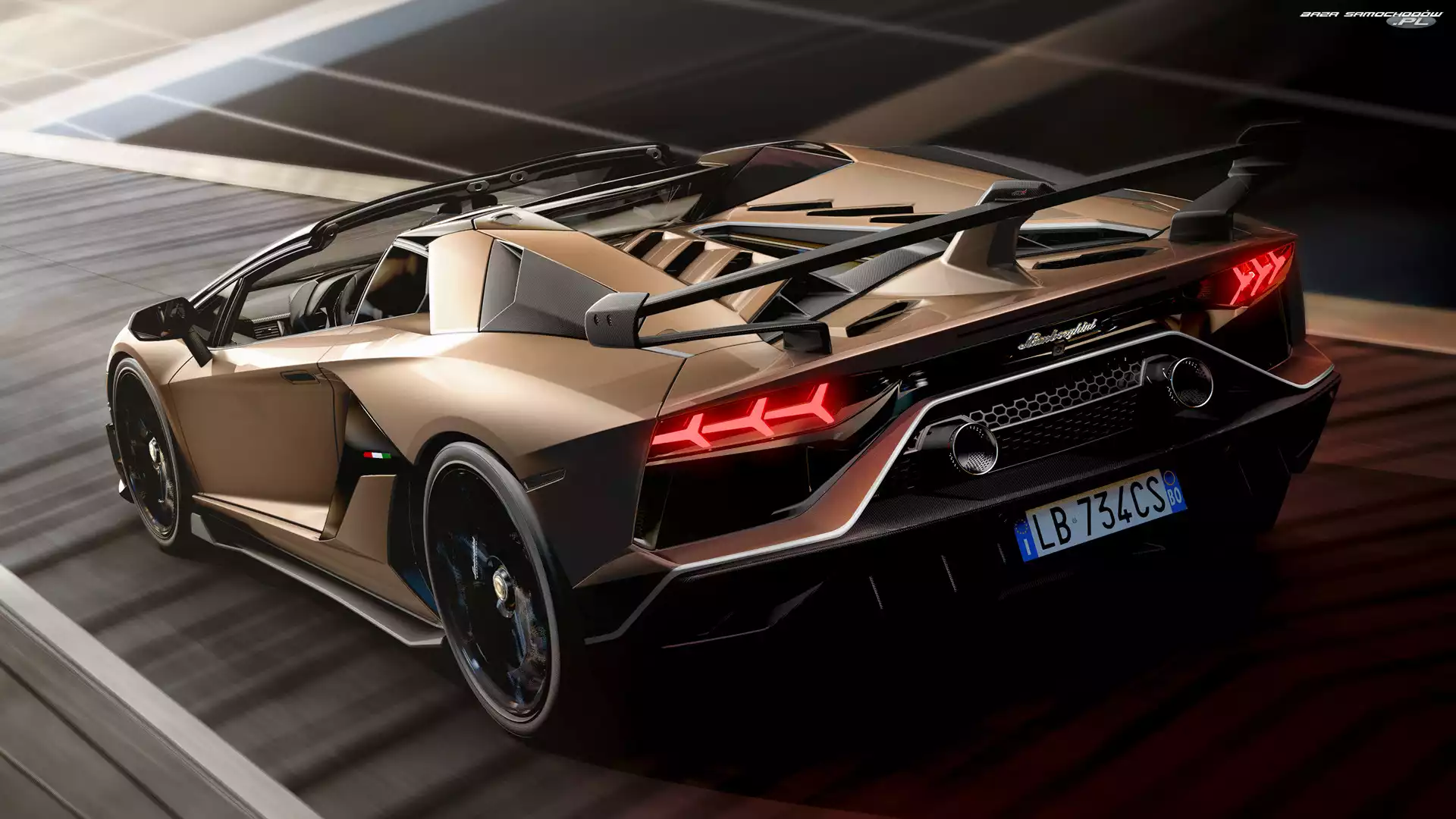 Lamborghini Aventador, Tył