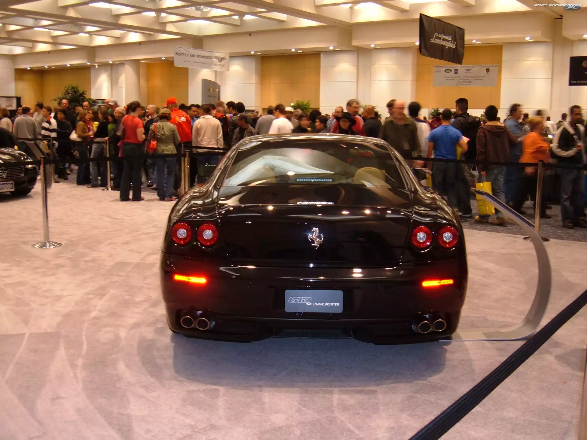 Bagażnika, Ferrari 612 Scaglietti, Pokrywa
