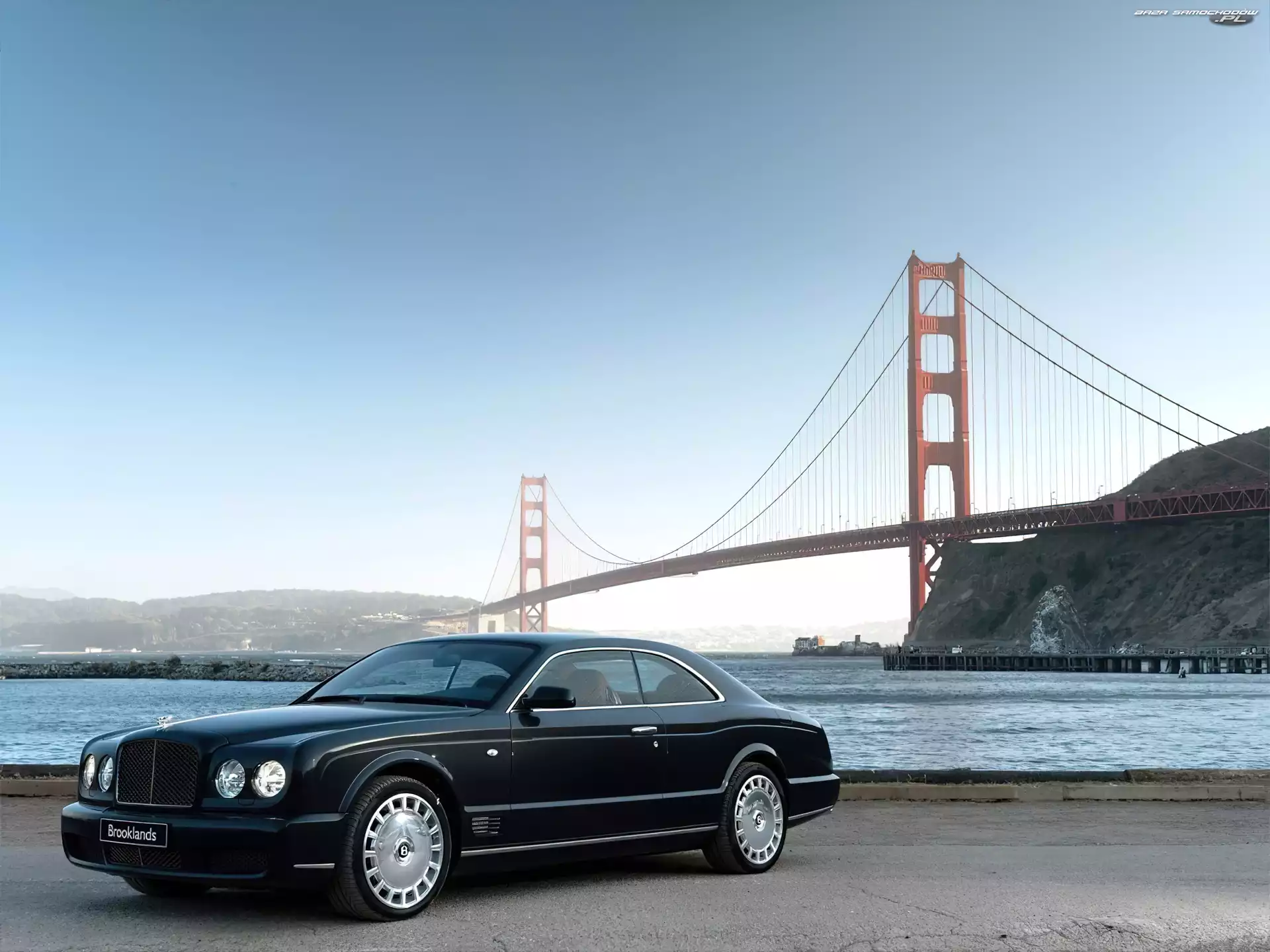 Bentley Brooklands, Most, Czarny, Wiszący
