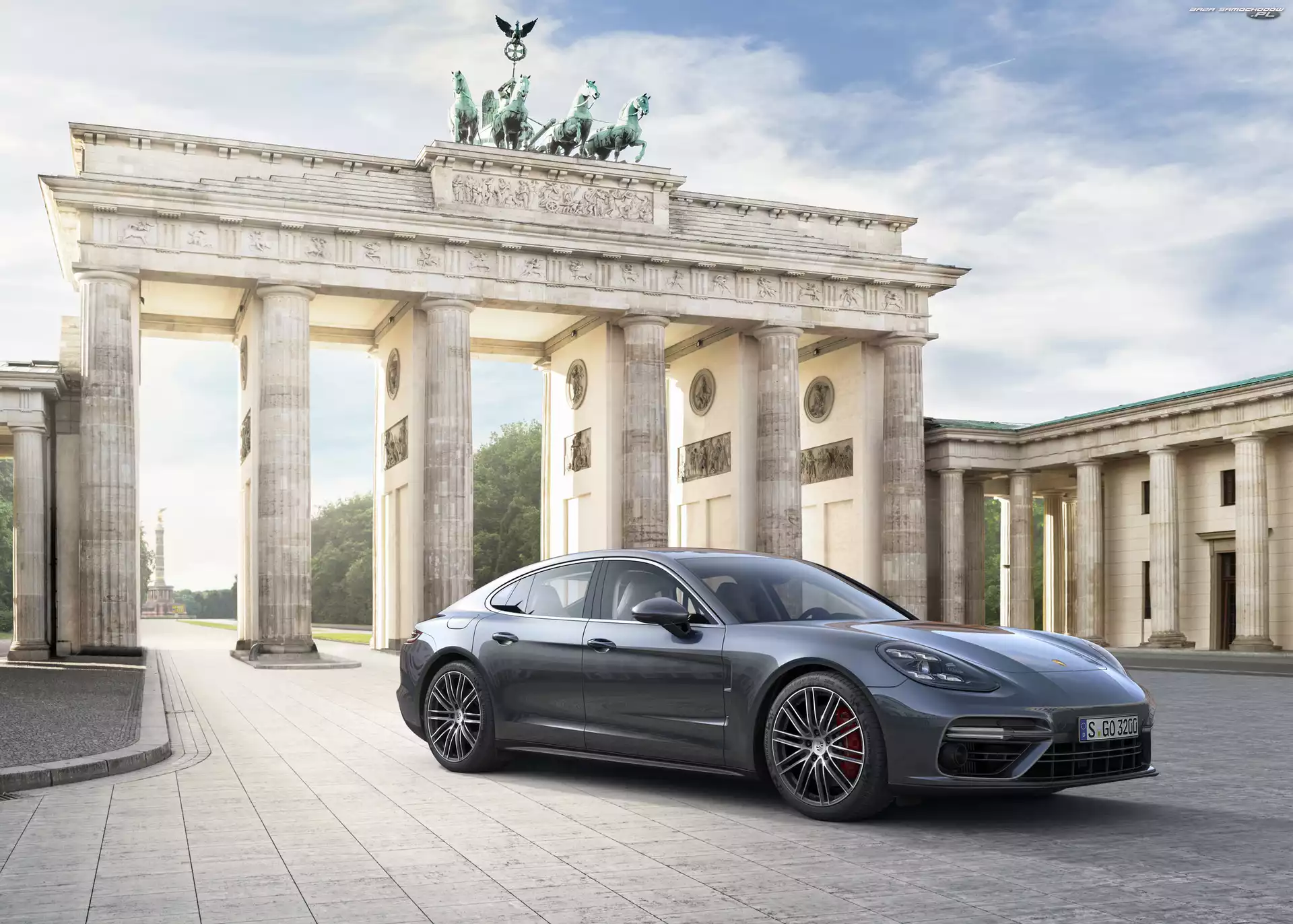 Niemcy, Berlin, 971, Porsche Panamera II, Brama Brandenburska