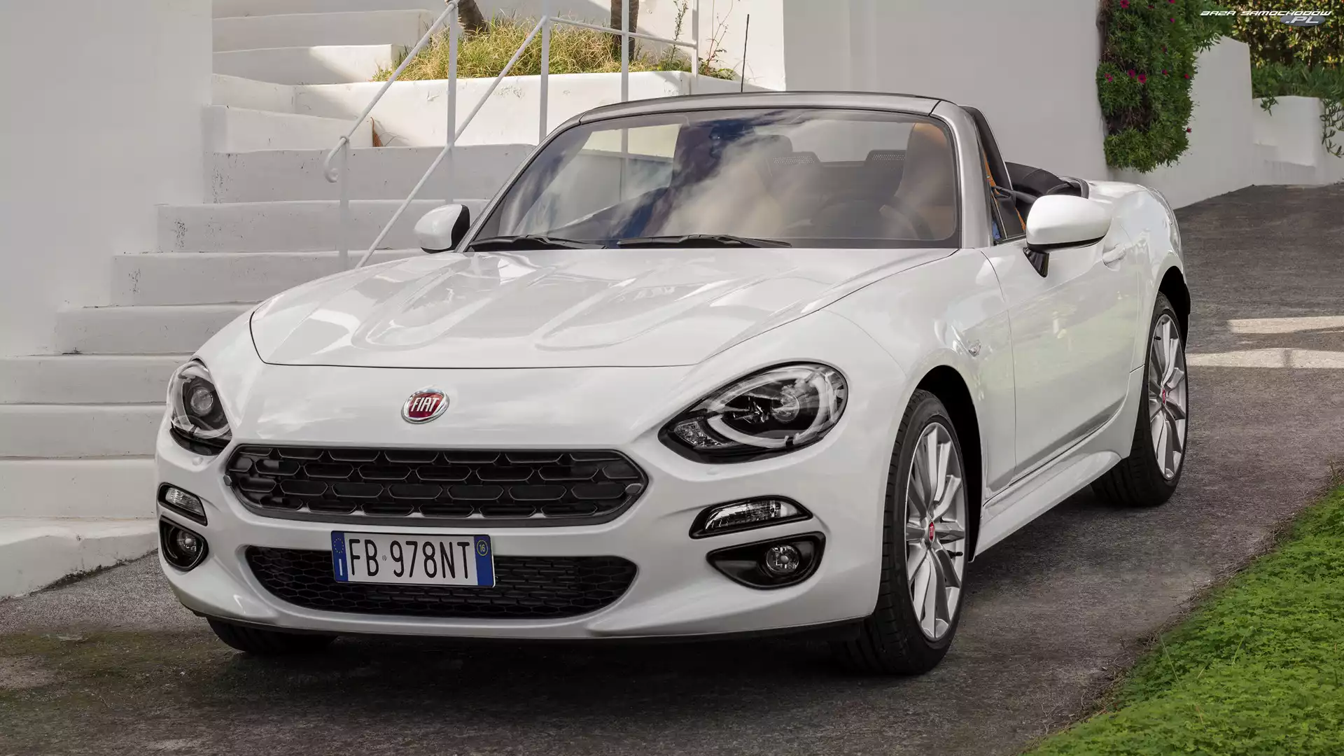 Fiat 124 Spider, Biały