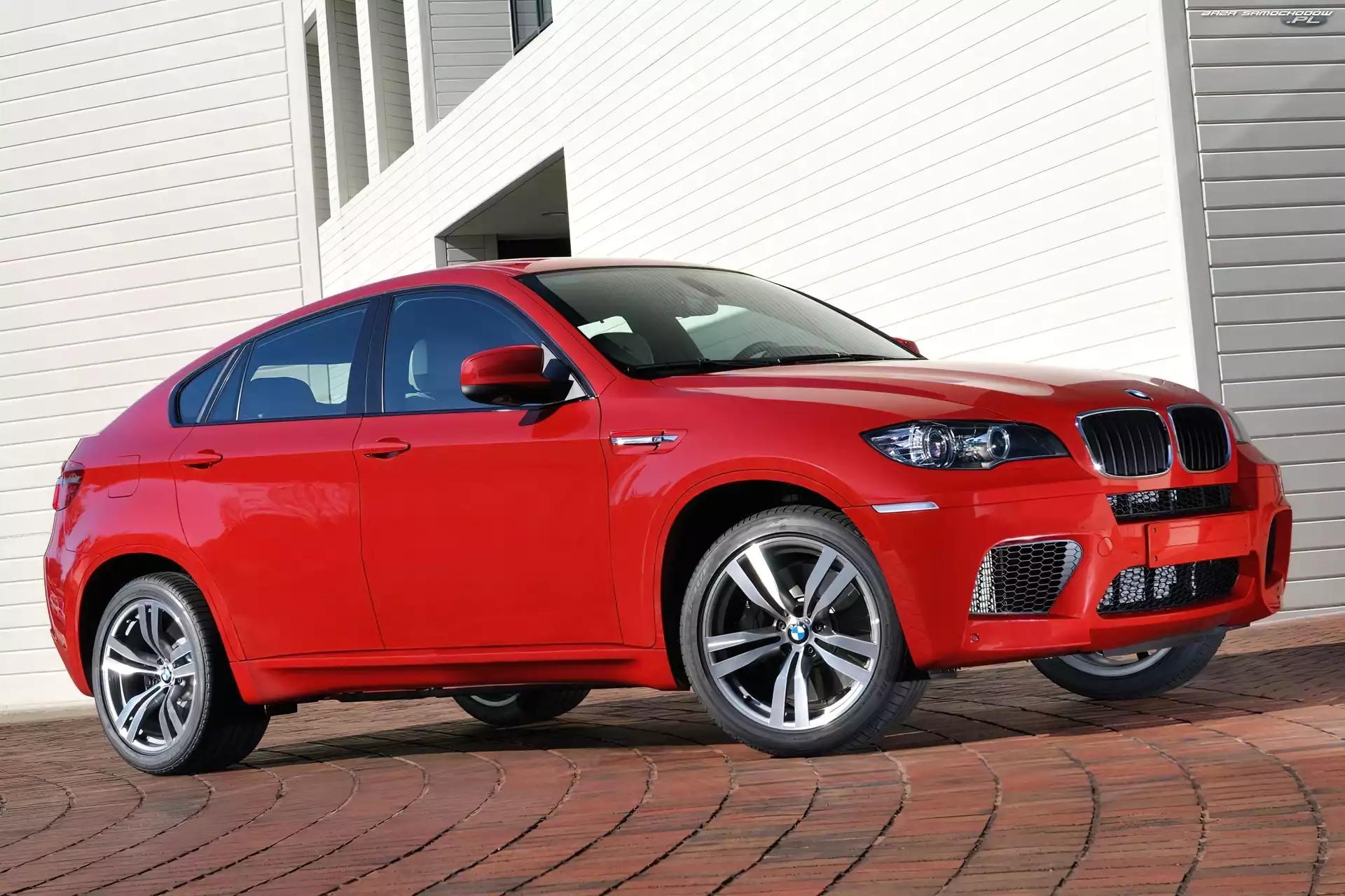 Czerwone, BMW, Seria M, X6