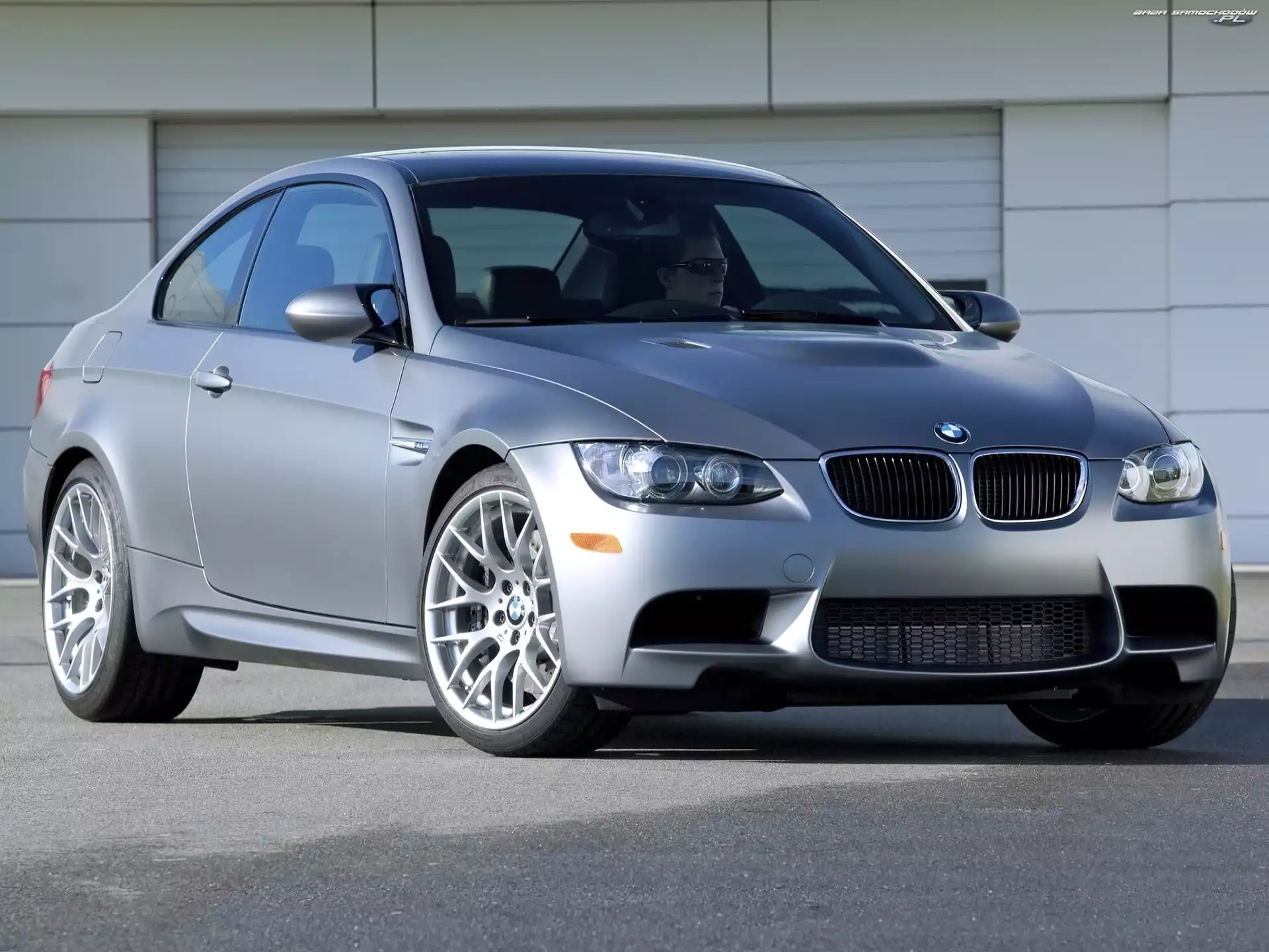 Frozen Gray Series, BMW M3