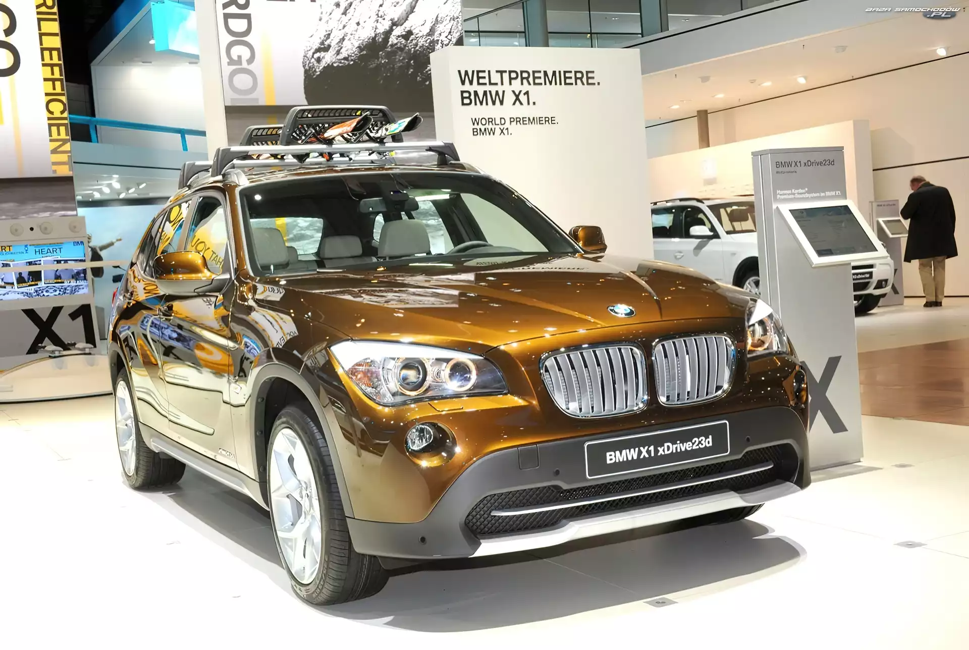 BMW X1, Premiera
