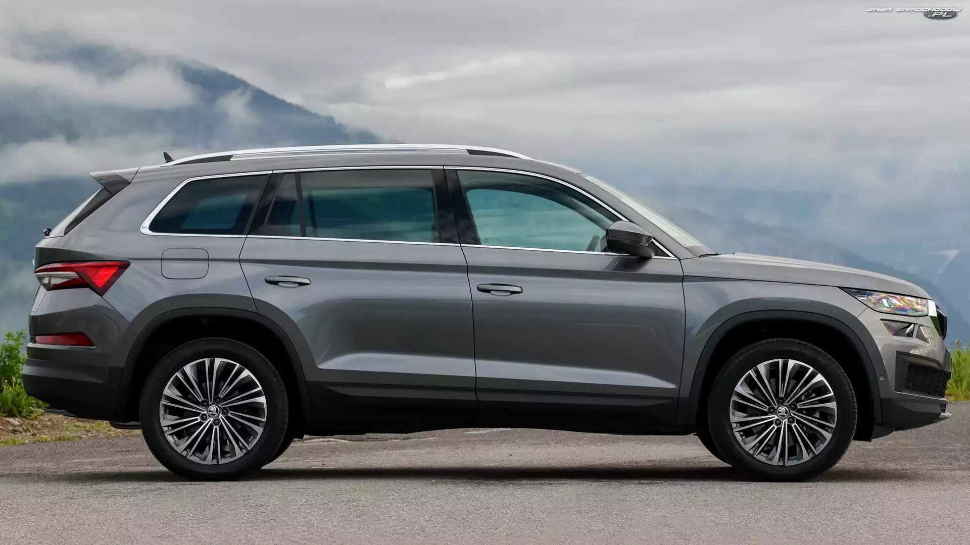 2021, Skoda Kodiaq, Bok