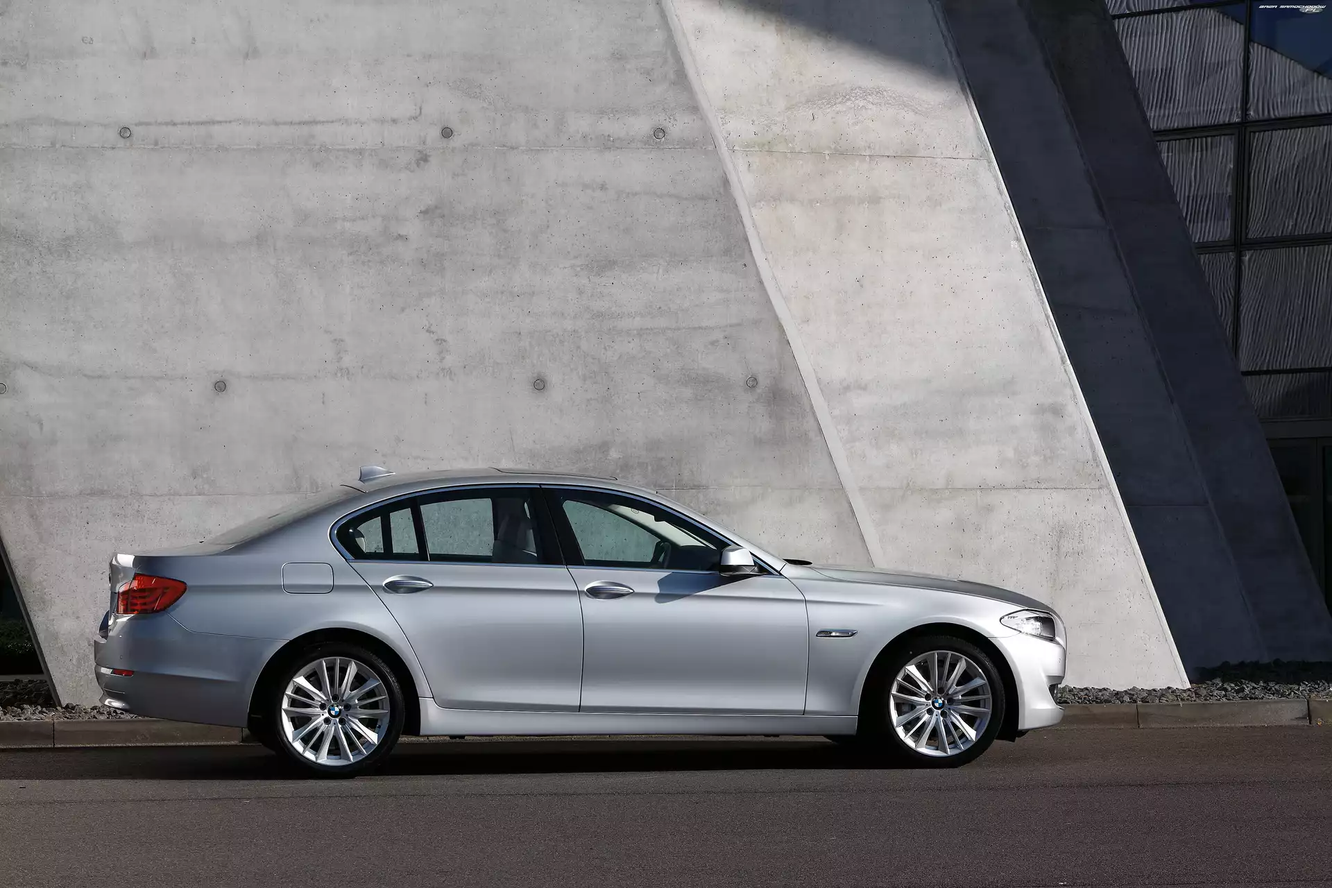 Bok, Srebrne, BMW seria 5 F10