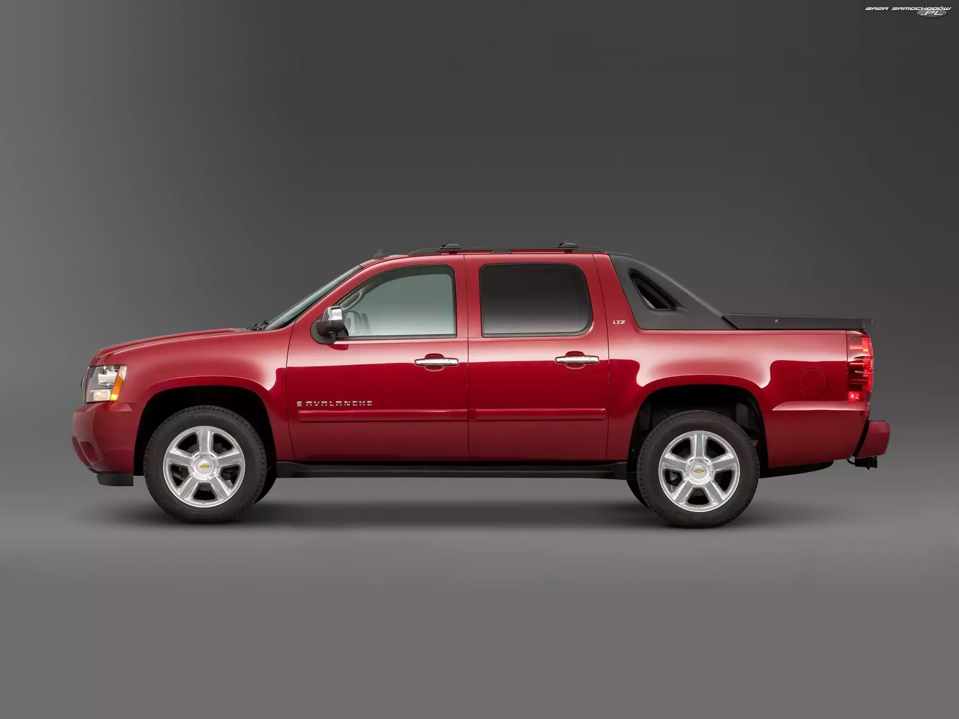 Bok, Relingi, Lewy, Chevrolet Avalanche