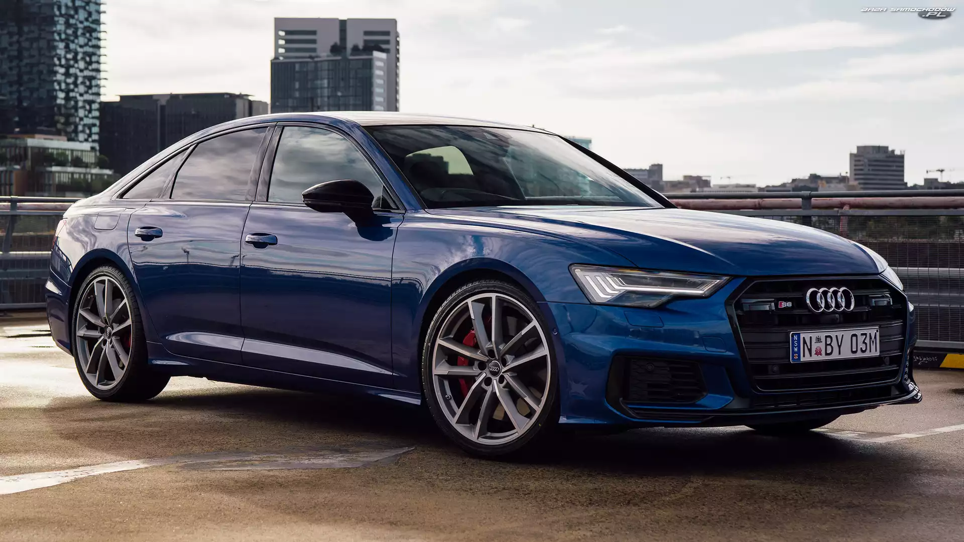 Bok, Audi S6, Sedan