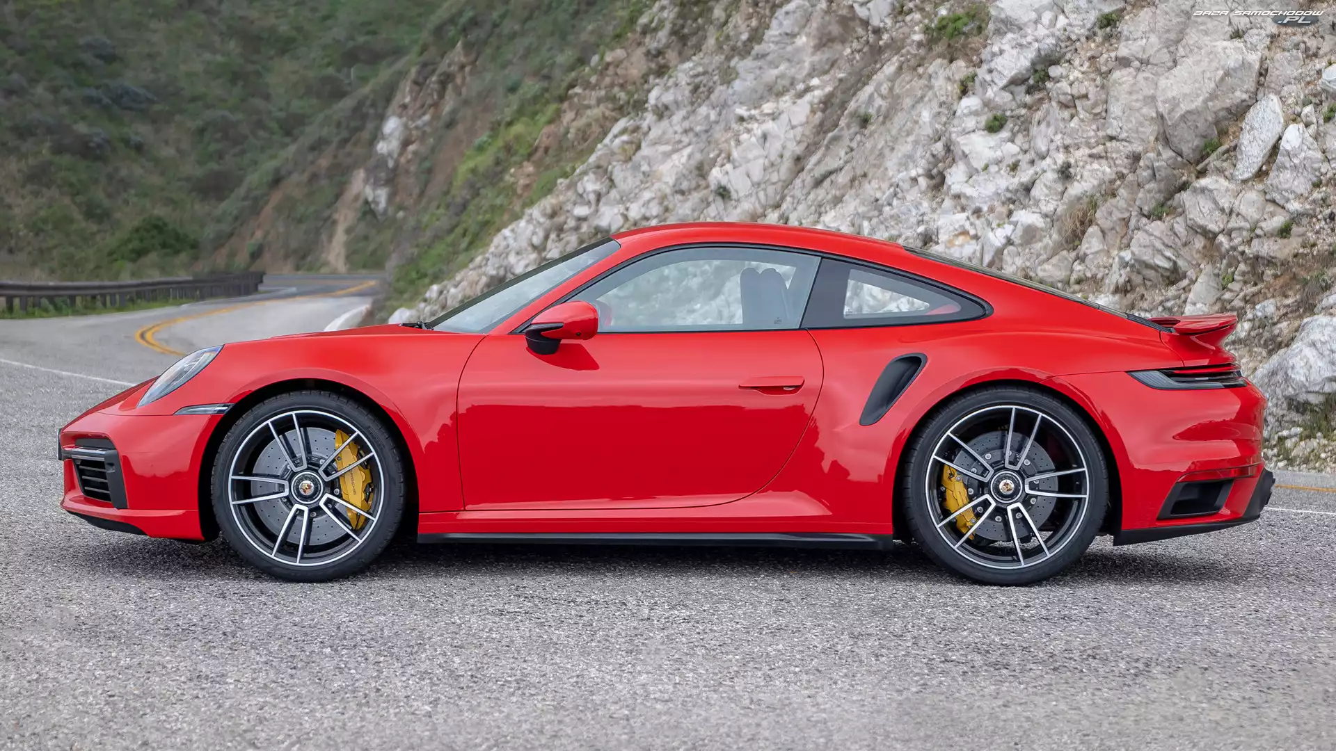 Bok, Czerwone, Porsche 911 Turbo S
